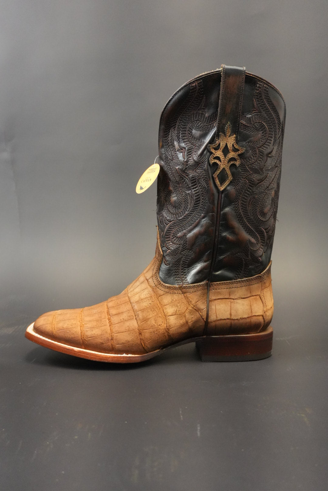 CORRAL COGNAC ALLIGATOR EMBROIDERY WIDE SQ TOE A4934