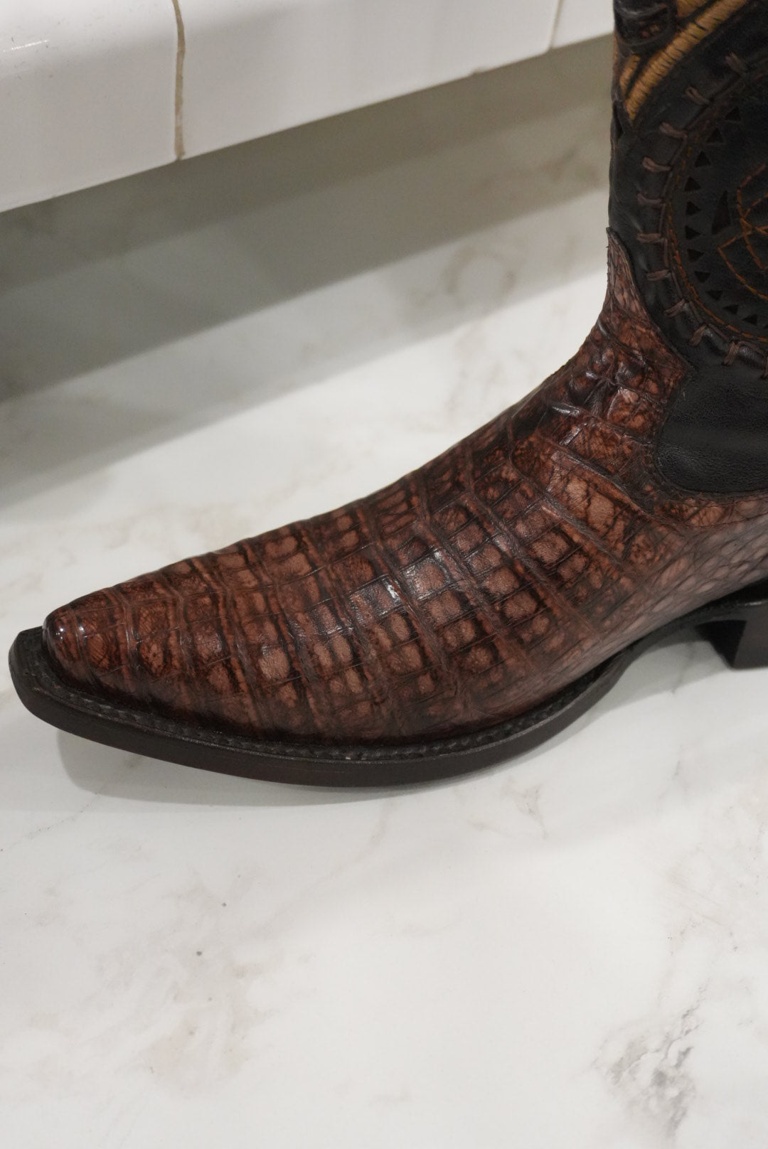 CUADRA BOOT FUSCUS LOMO BELLY MARRON POINT TOE