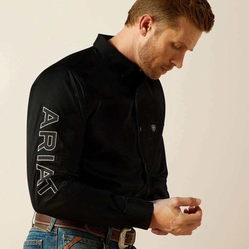 ARIAT TEAM LOGO TWILL LS SHRT BLACK CLASSIC FIT 10062659 Laherradurawwnc.com