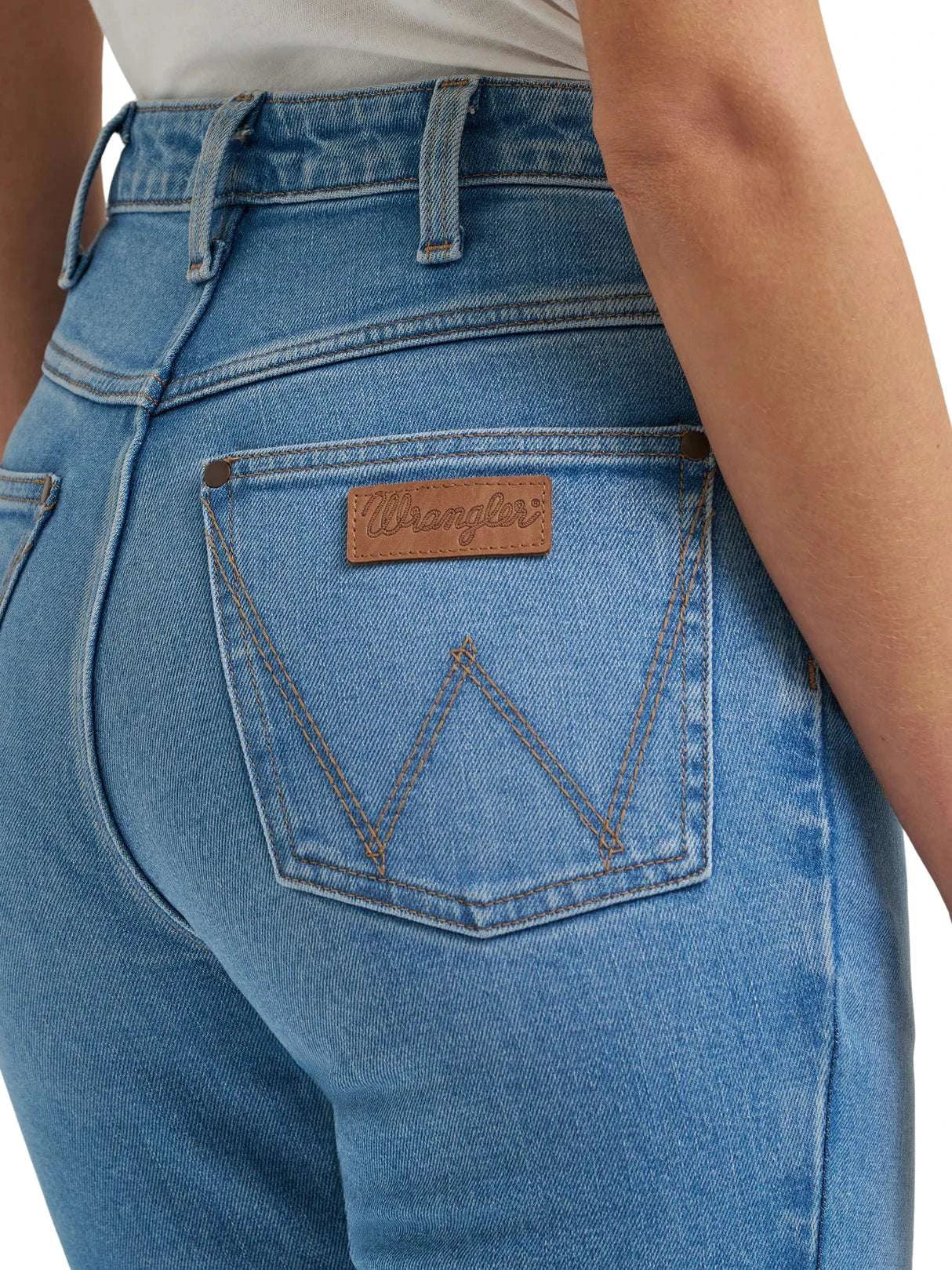 JEANS WOMENS WRANGLER RIDING JEAN BOOTCUT HIGH RISE 112367598 Laherradurawwnc.com