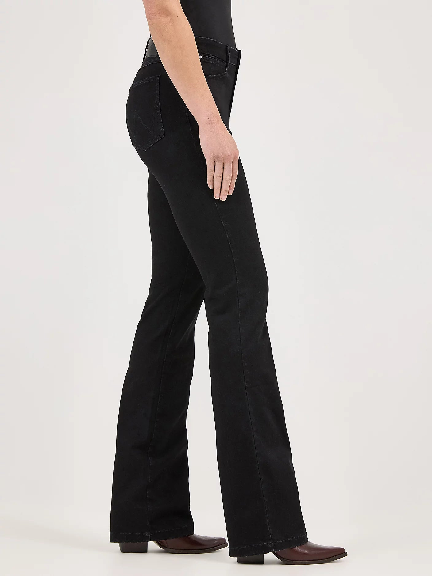 WRANGLER BOOTCUT JEAN-WOMEN BLACK 112371949