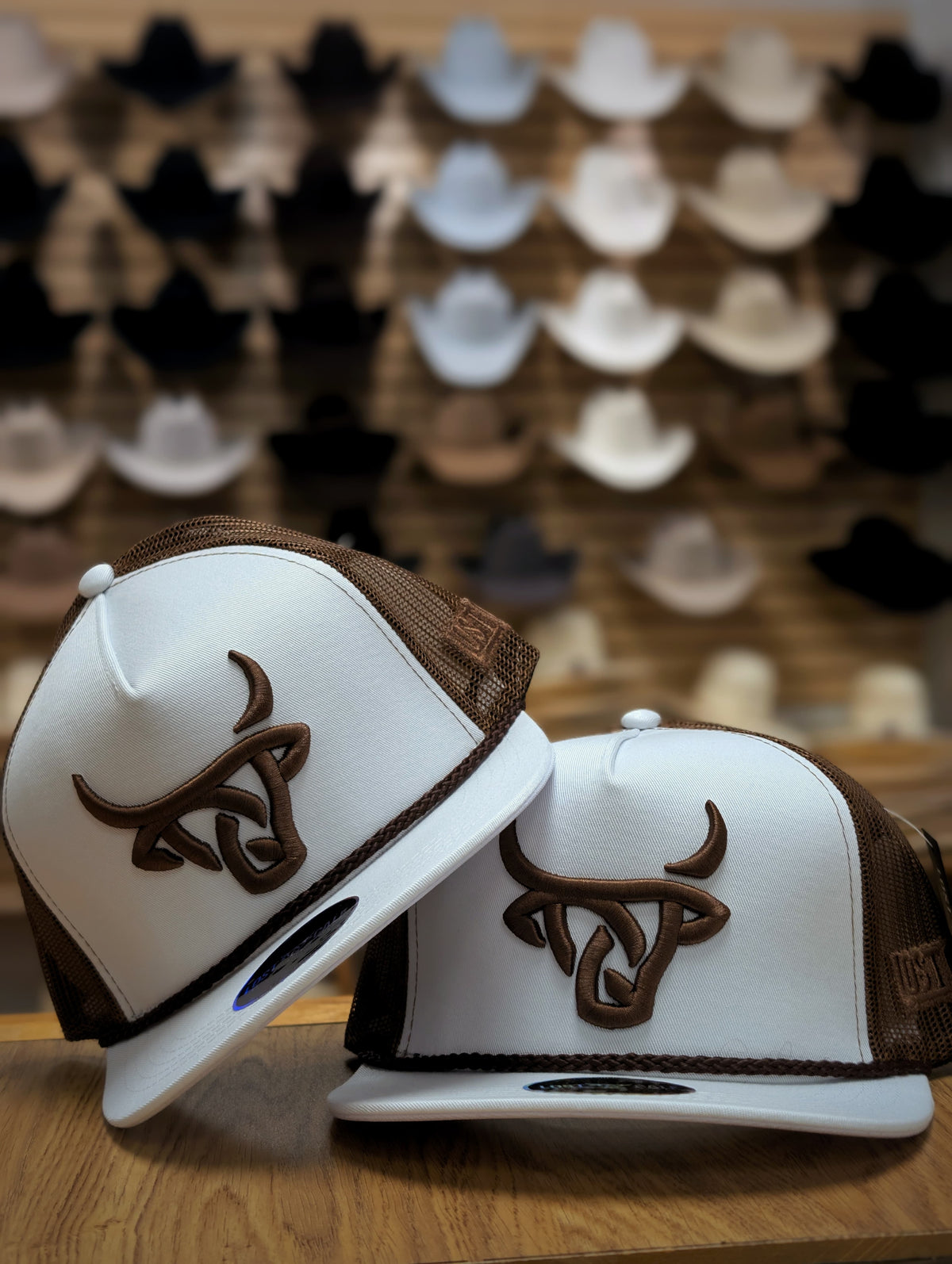 LOST CALF HECK WHITE FLAT