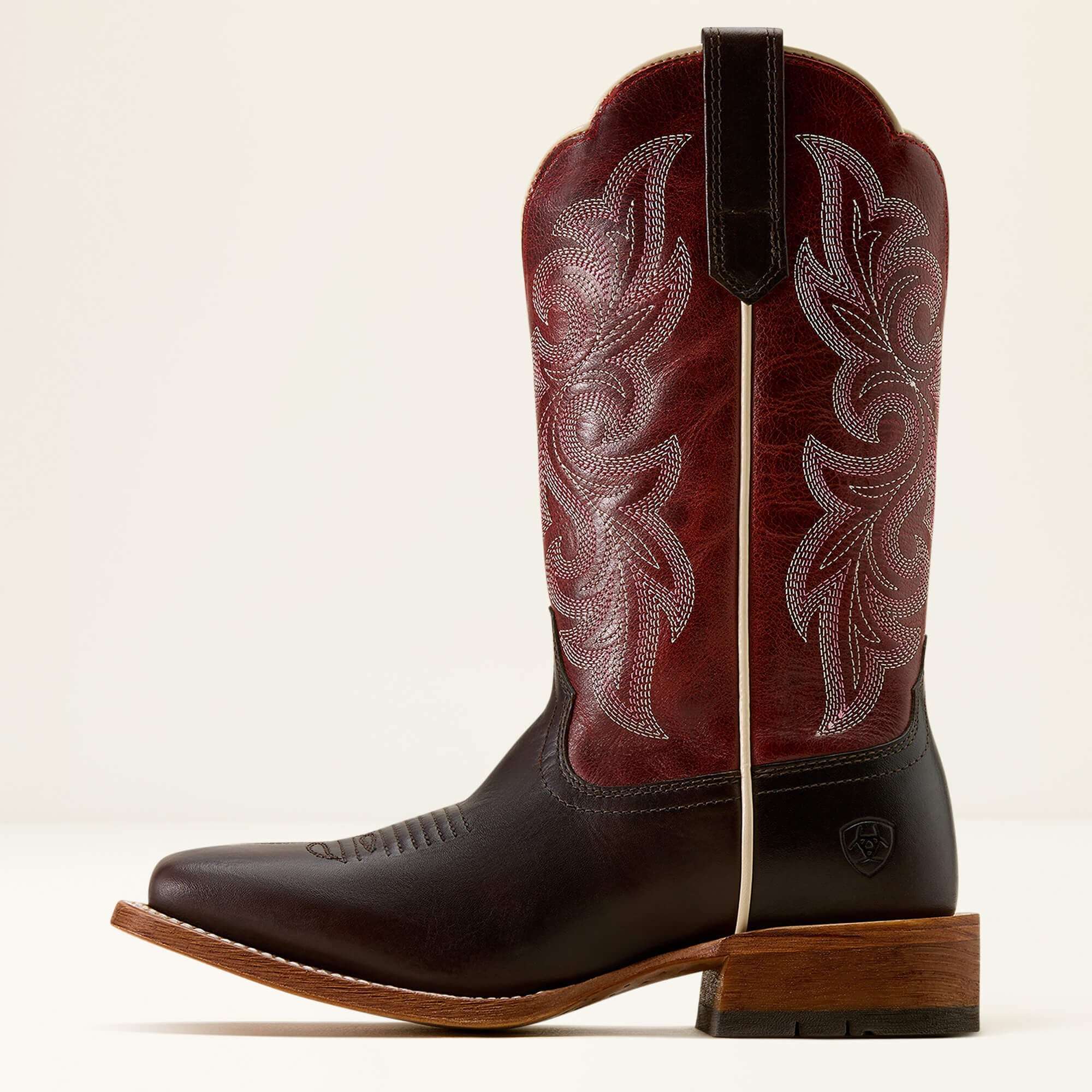 ARIAT WOMEN COUNTY LANE CHOCOLATE/DEEP RED 10074375 Laherradurawwnc.com