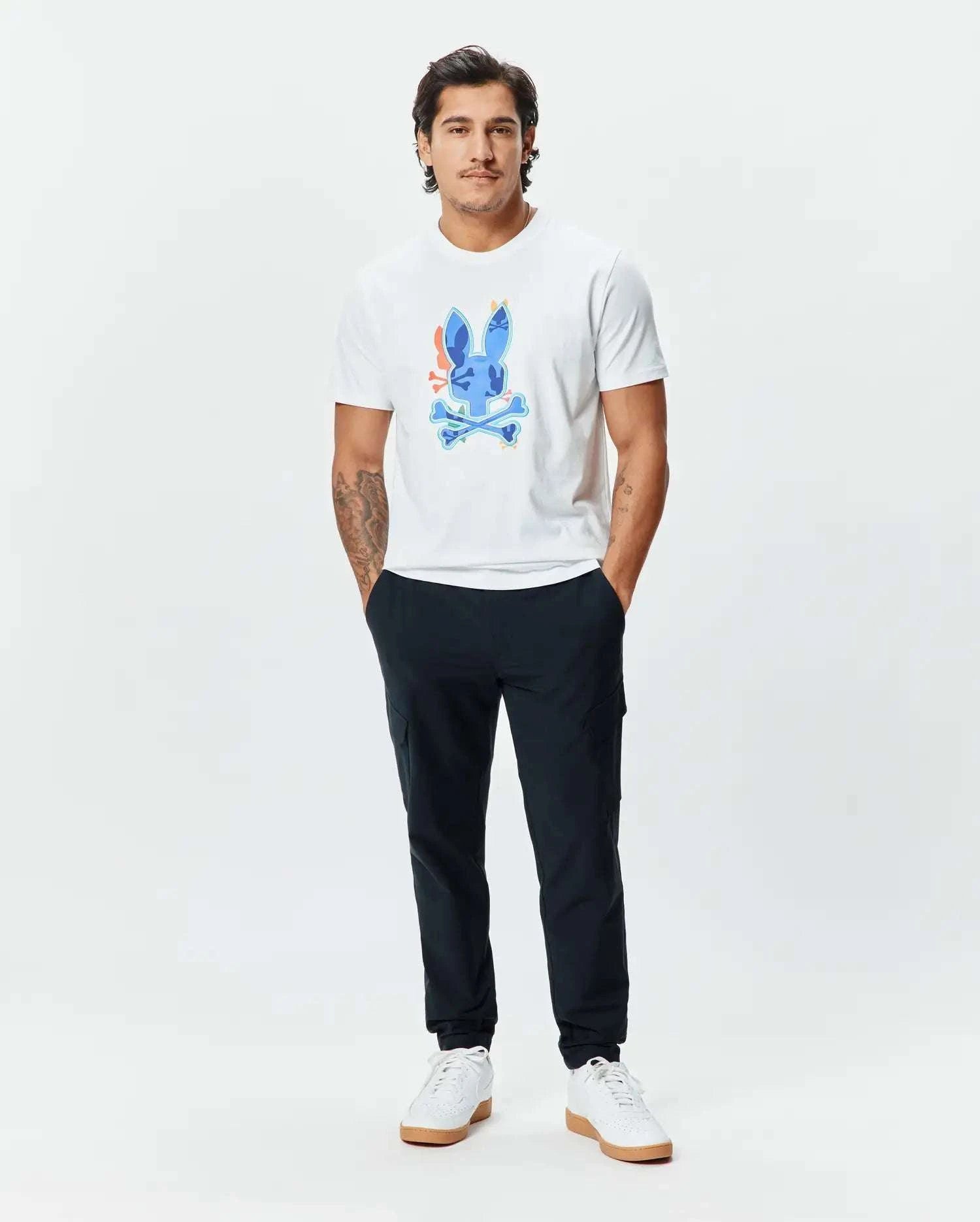 PSYCHO BUNNY TANNER GRAPHIC TEE WHITE & MULTICOLOR - MT0200279 Laherradurawwnc.com