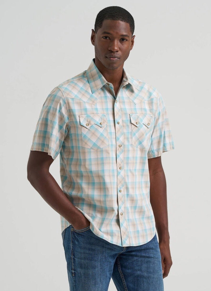 Wrangler Men’s Retro Short Sleeve Shirt Modern Fit - 112378930