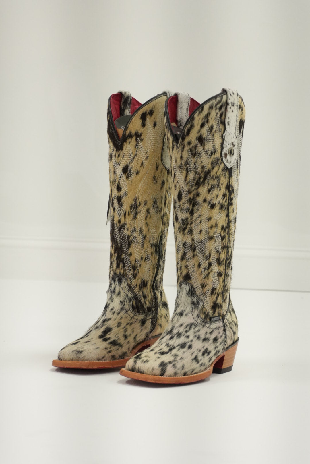 LA HERRADURA BOTA ALTA PARA MUJER MELISSA PIEL DE VACA HD BLANCO/NEGRO PUNTA CUADRADA ROJA