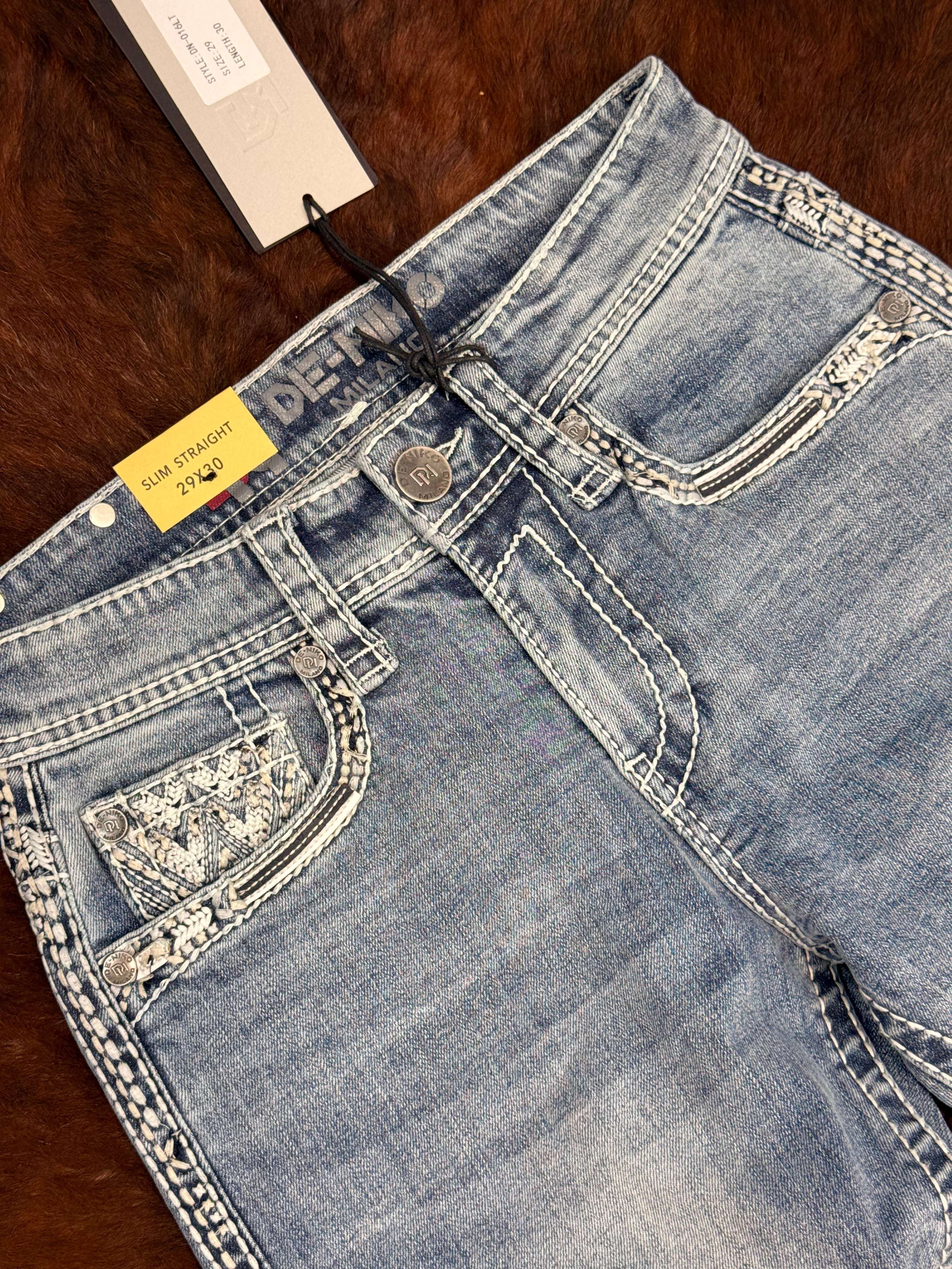 DE NIKO MENS JEAN SLIM STRAIGHT LIGHT WASH DN-016LT Laherradurawwnc.com