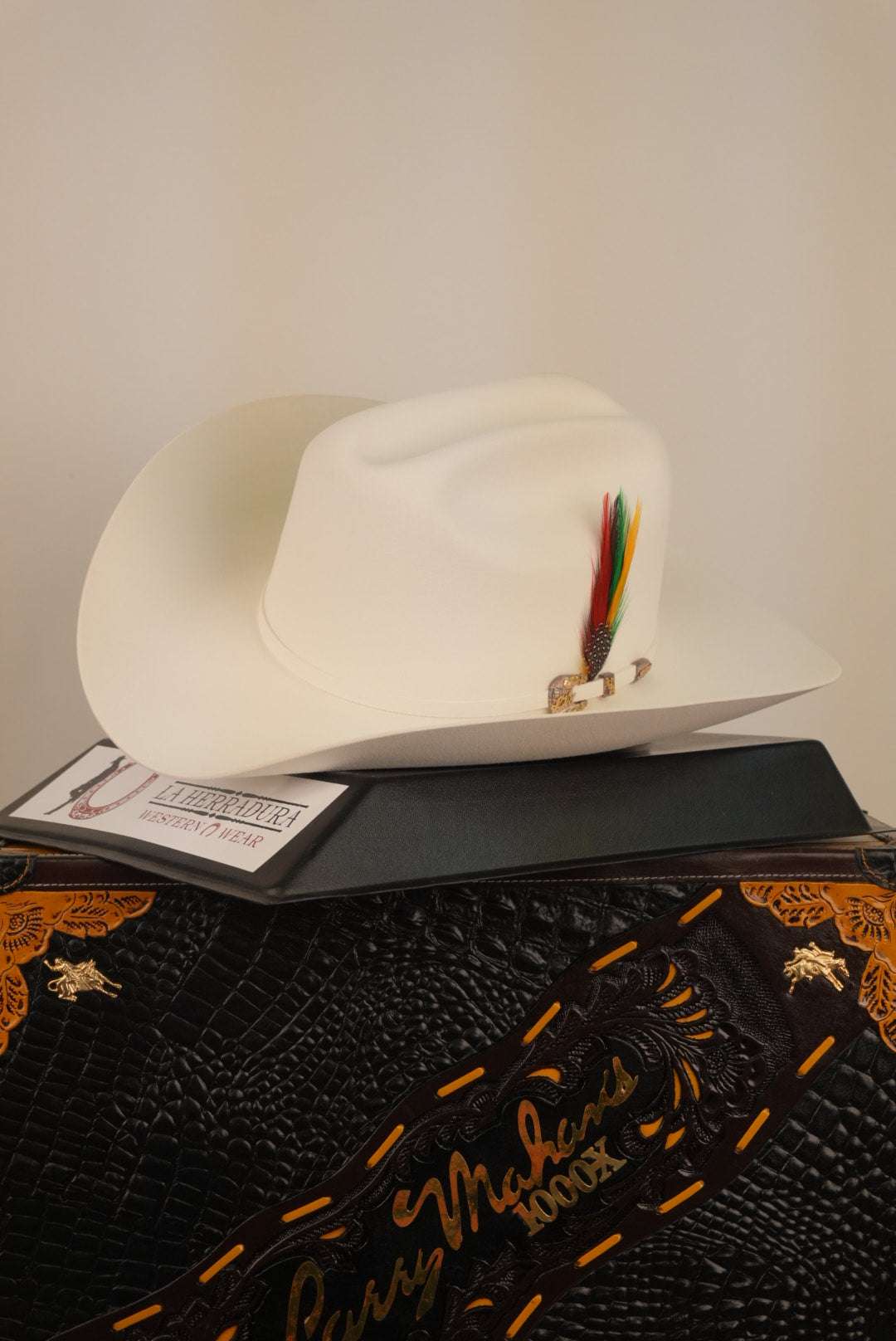 LARRY MAHAN´S 1000X WHITE IMPERIAL Laherradurawwnc.com