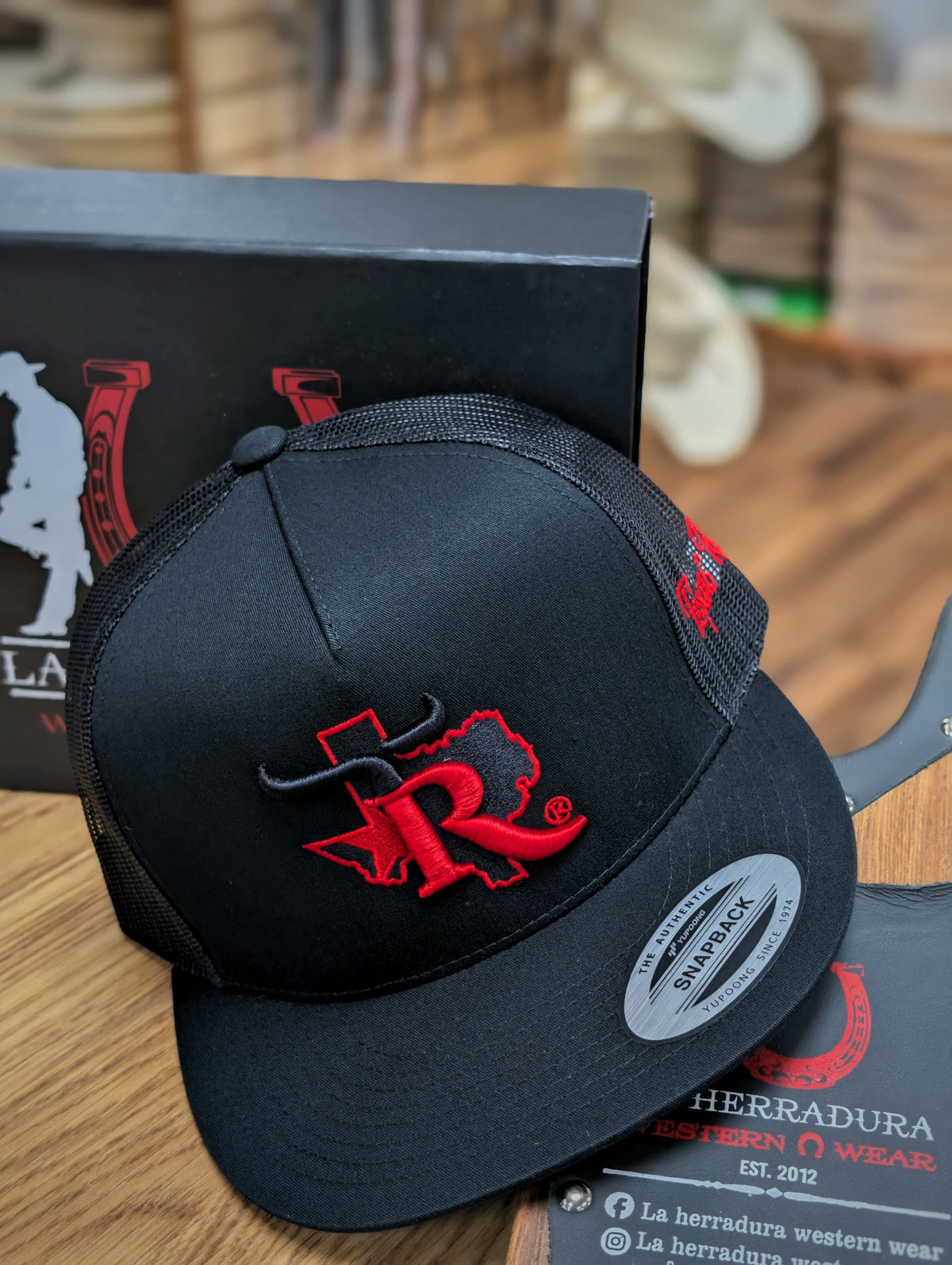 TEXAS RANCH CAP BLACK RED/BLACK LOGO