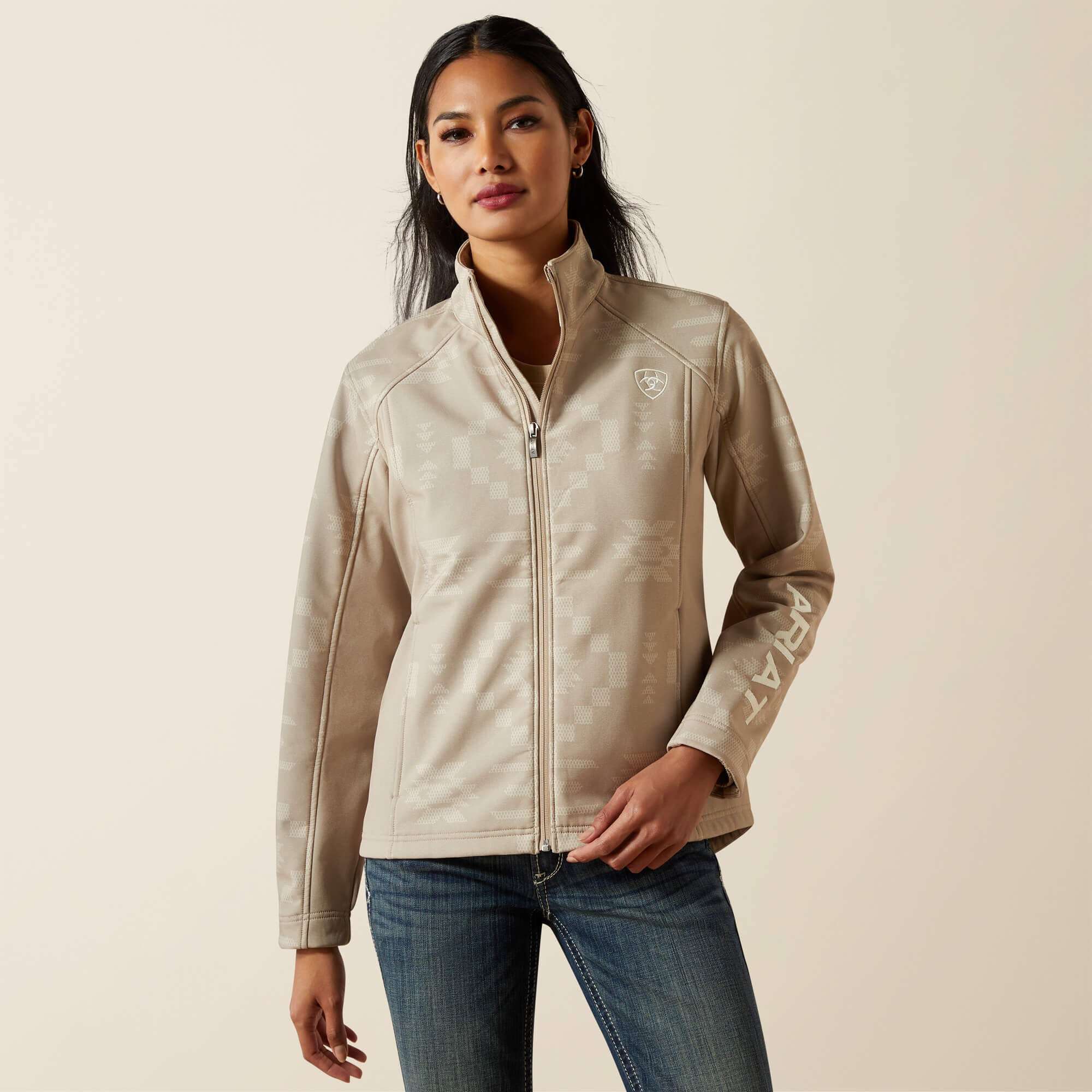 ARIAT WOMENS LOGO SOFTSHELL PRINT SOUTHWEST CROSS STITCH JAKET 10062212 Laherradurawwnc.com