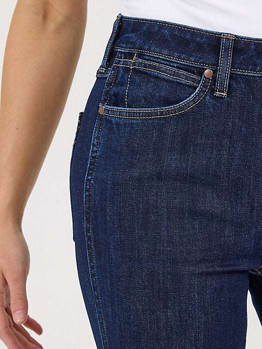 WOMEN'S WRANGLER RETRO HIGH RISE TROUSER 112371909 Laherradurawwnc.com
