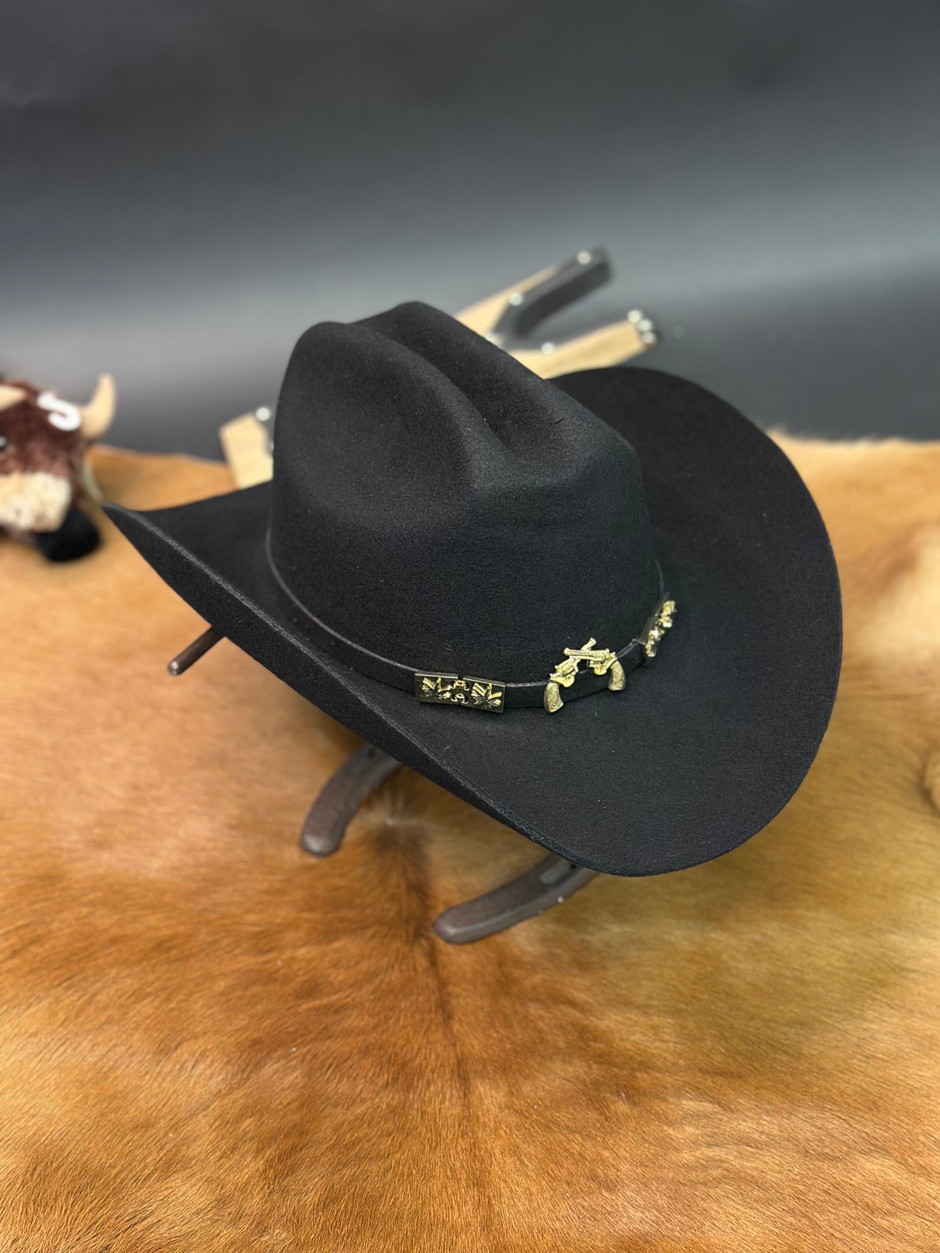 BLACK EL PEDERO BULLHIDE 6X FELT HAT