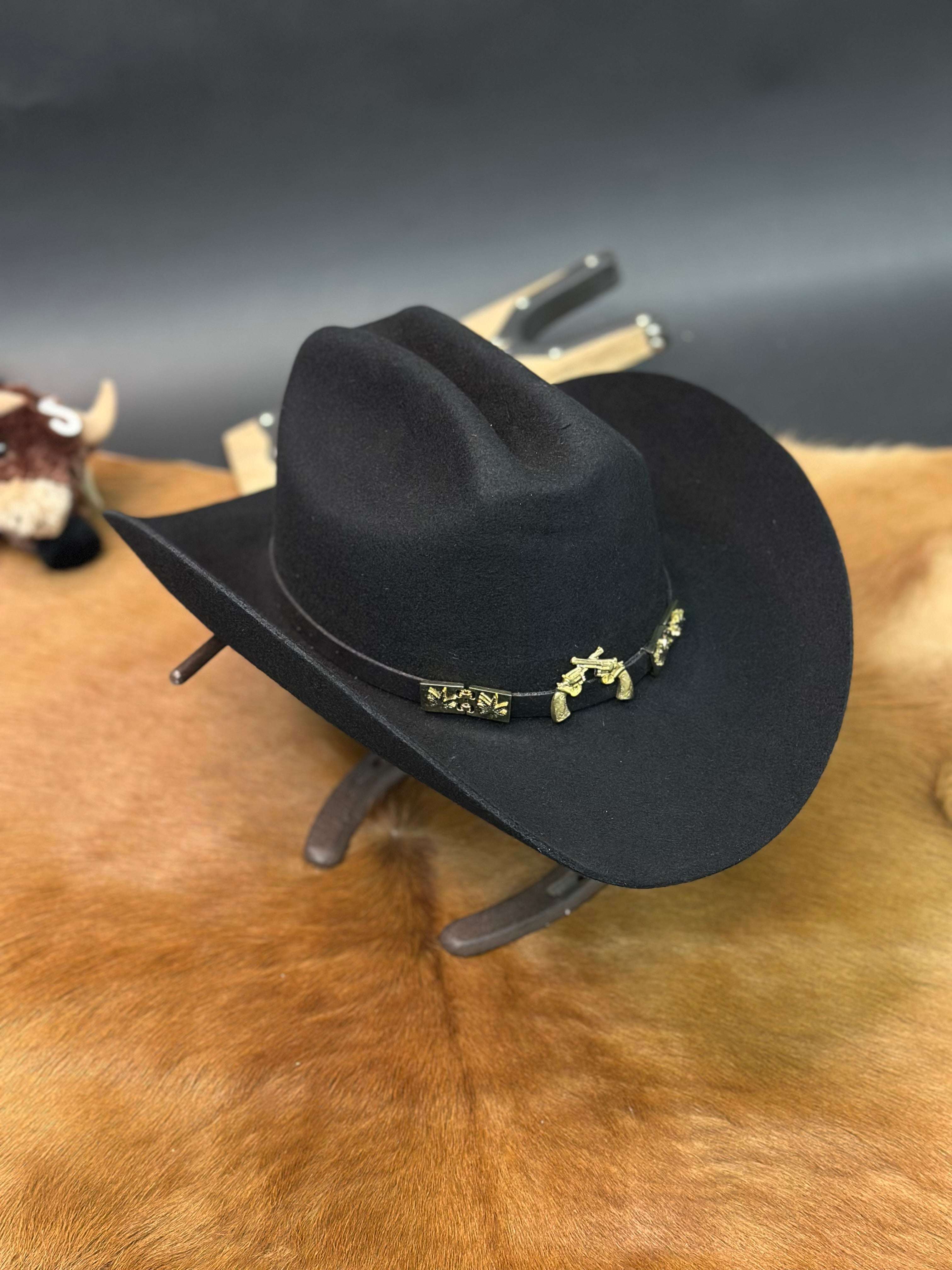 EL PEDERO 6X BLACK BULLHIDE FELT Laherradurawwnc.com