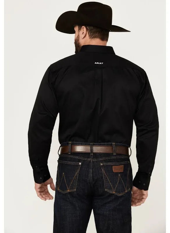 ARIAT TEAM LOGO TWILL FTD LS SHRT -10038914