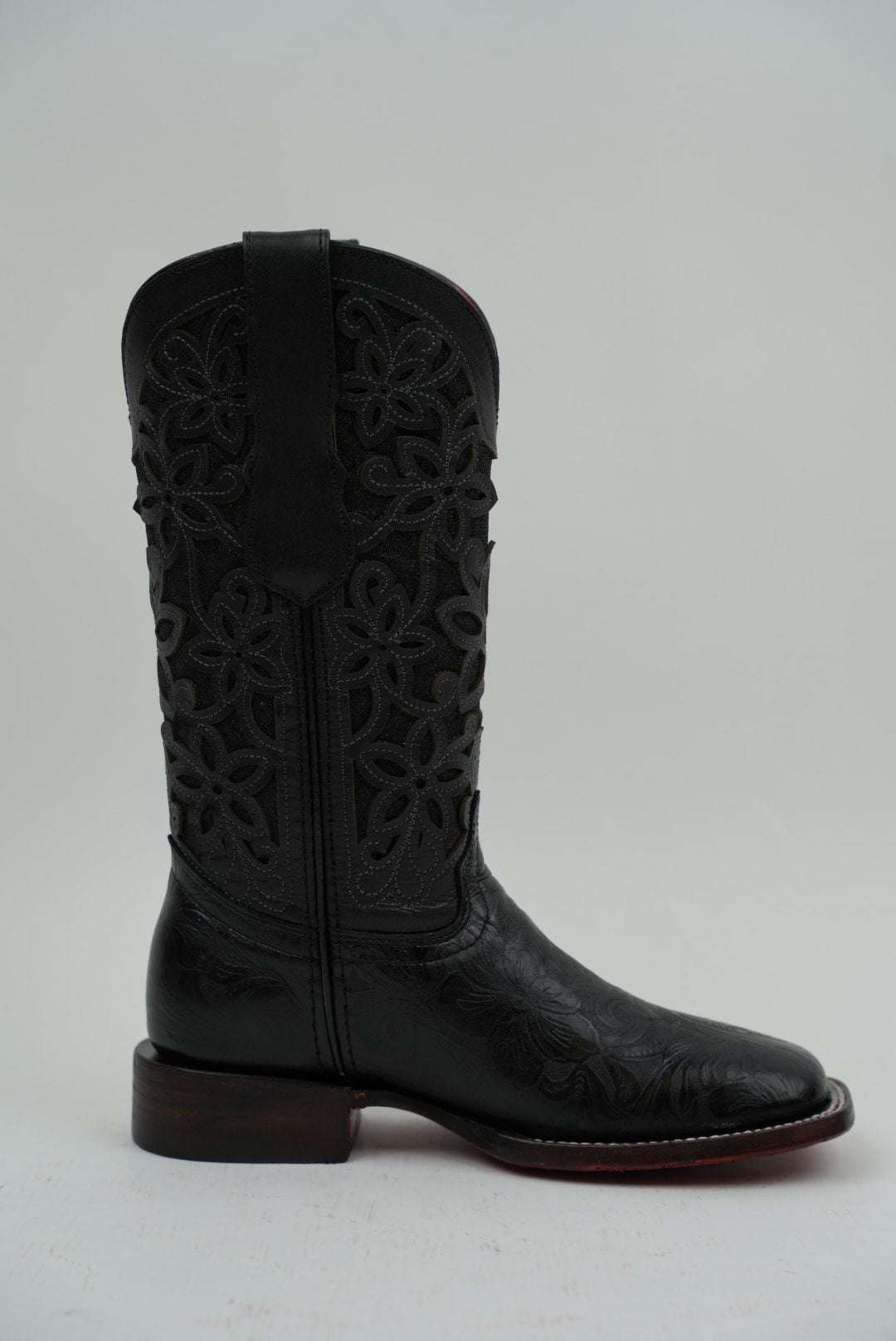 LA HERRADURA WOMEN ALMA CINCELADO NEGRO RED BOTTOM SQUARE TOE Laherradurawwnc.com