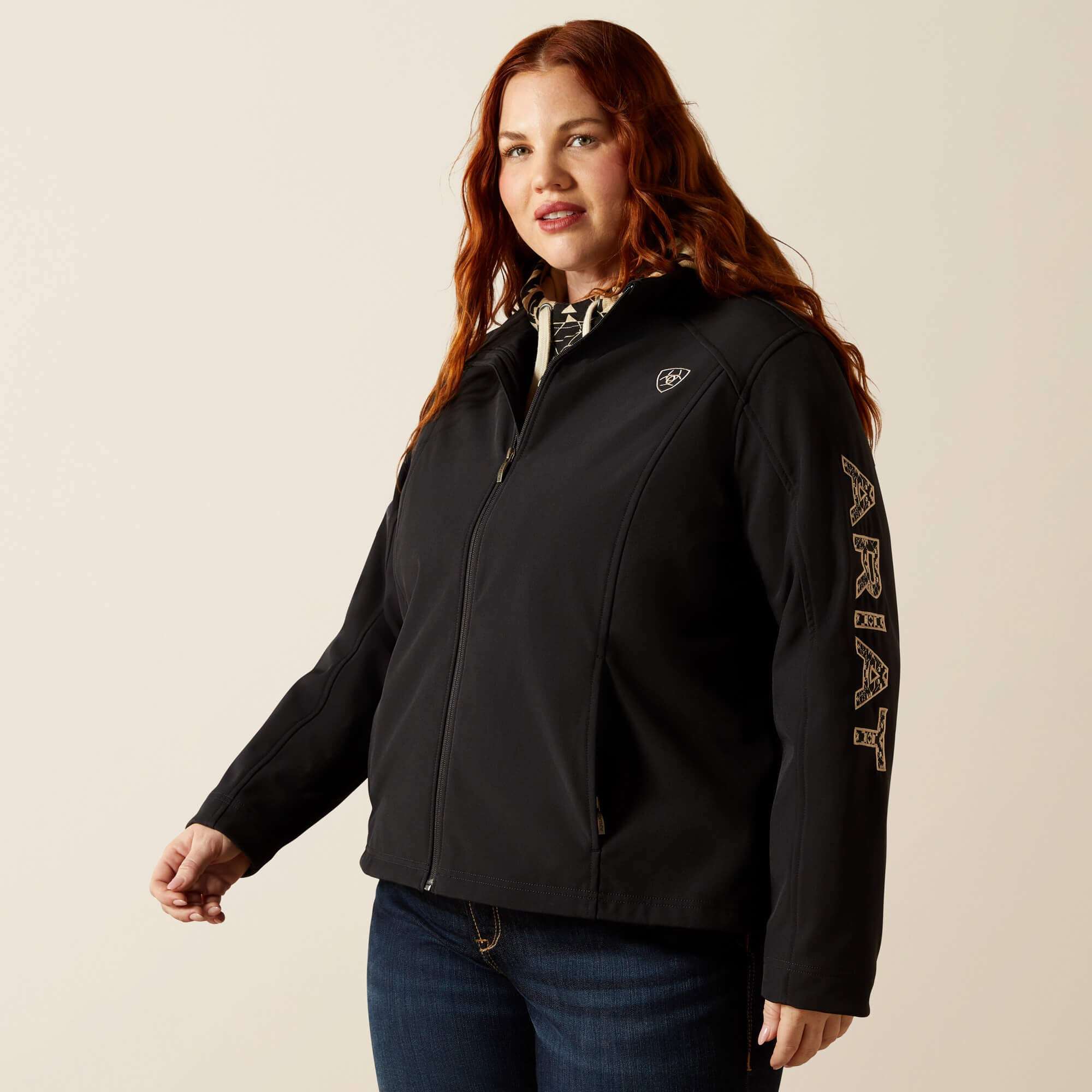 ARIAT WOMENS LOGO SOFTSHELL BLACK SOUTHWEST MINIMAL PRINT JAKET 10062308 Laherradurawwnc.com
