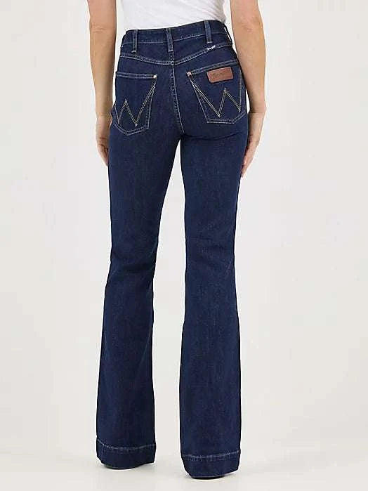 WOMEN'S WRANGLER RETRO HIGH RISE TROUSER 112371909 Laherradurawwnc.com