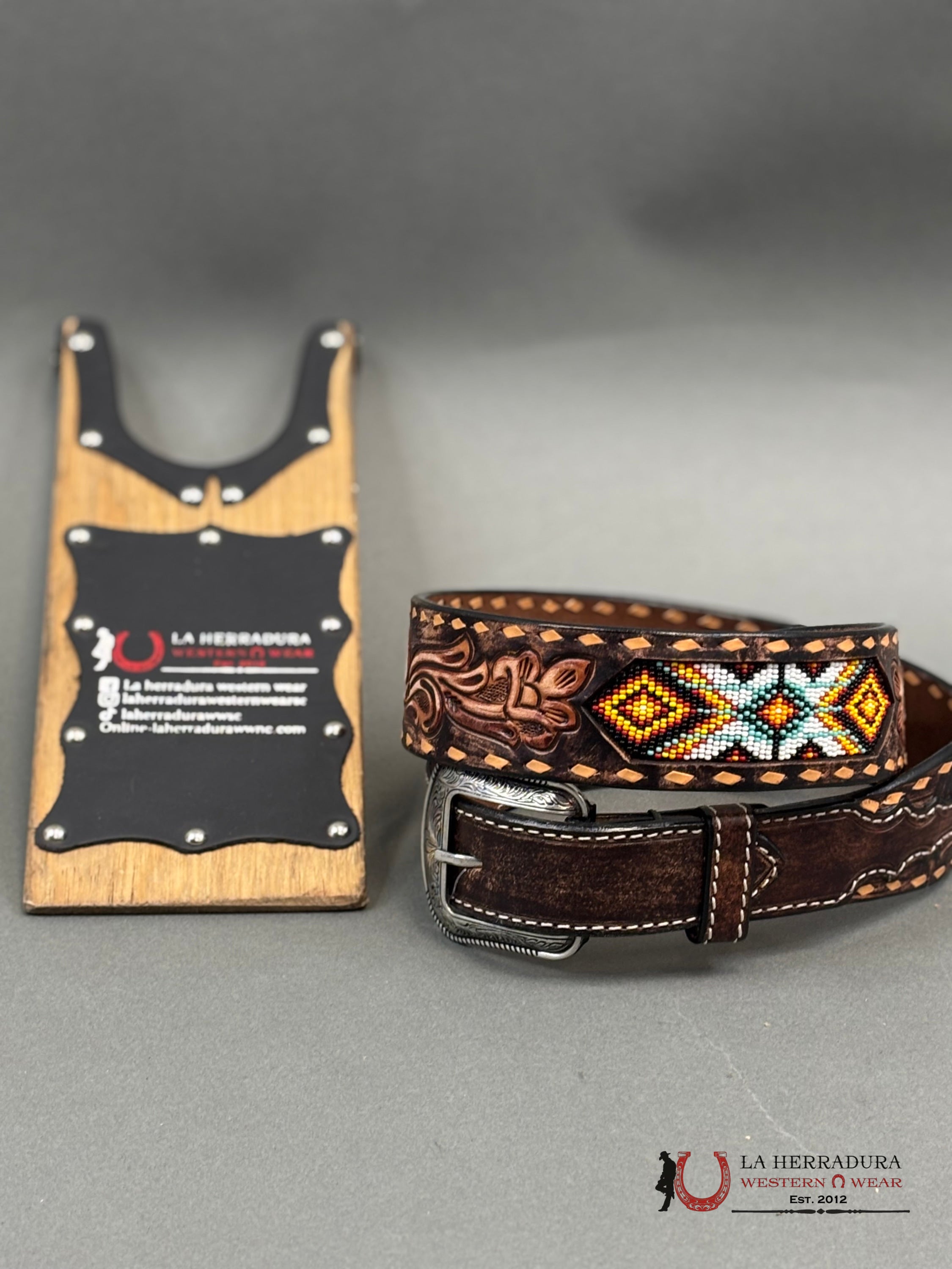 3D Brown Tooled Aztec Beaded Belt Cinturones Hombres