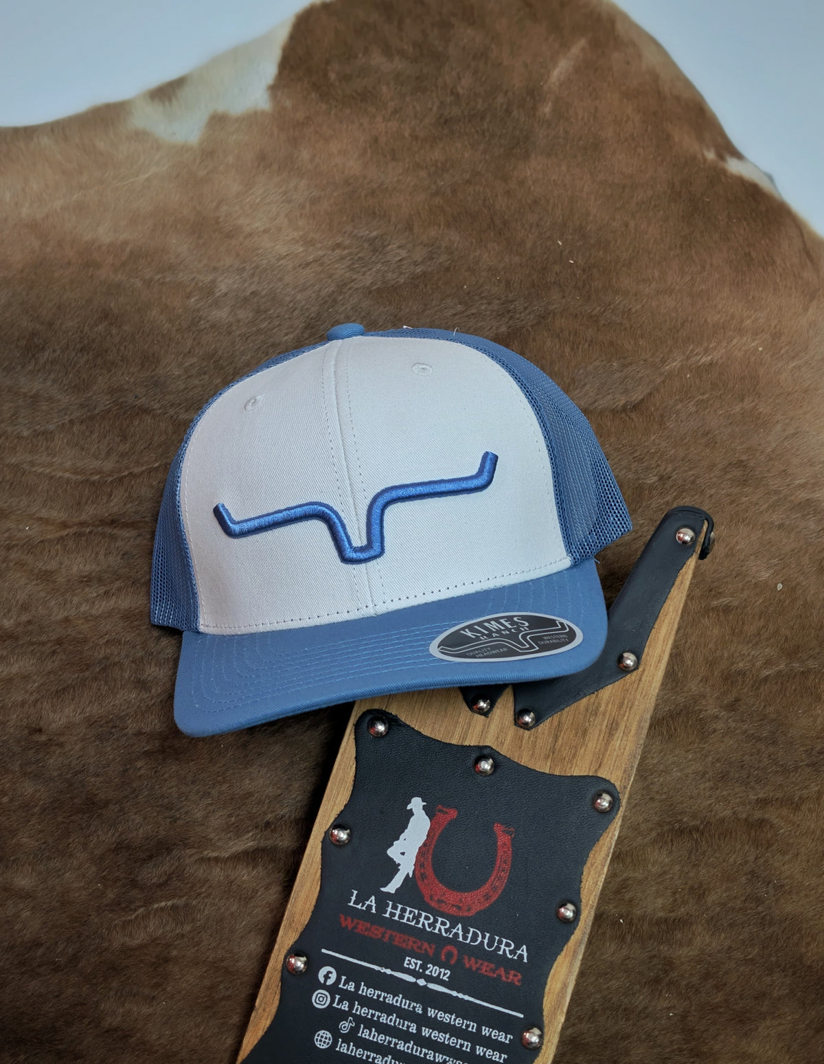 KIMES RANCH WEEKLY TRUCKER WHITE/SLATE