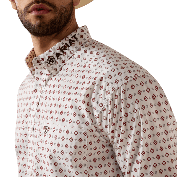 ARIAT MENS TEAM DALLAS LS SHRT WHITE MULTI GEO PRINT/BLACK 10073629 Laherradurawwnc.com