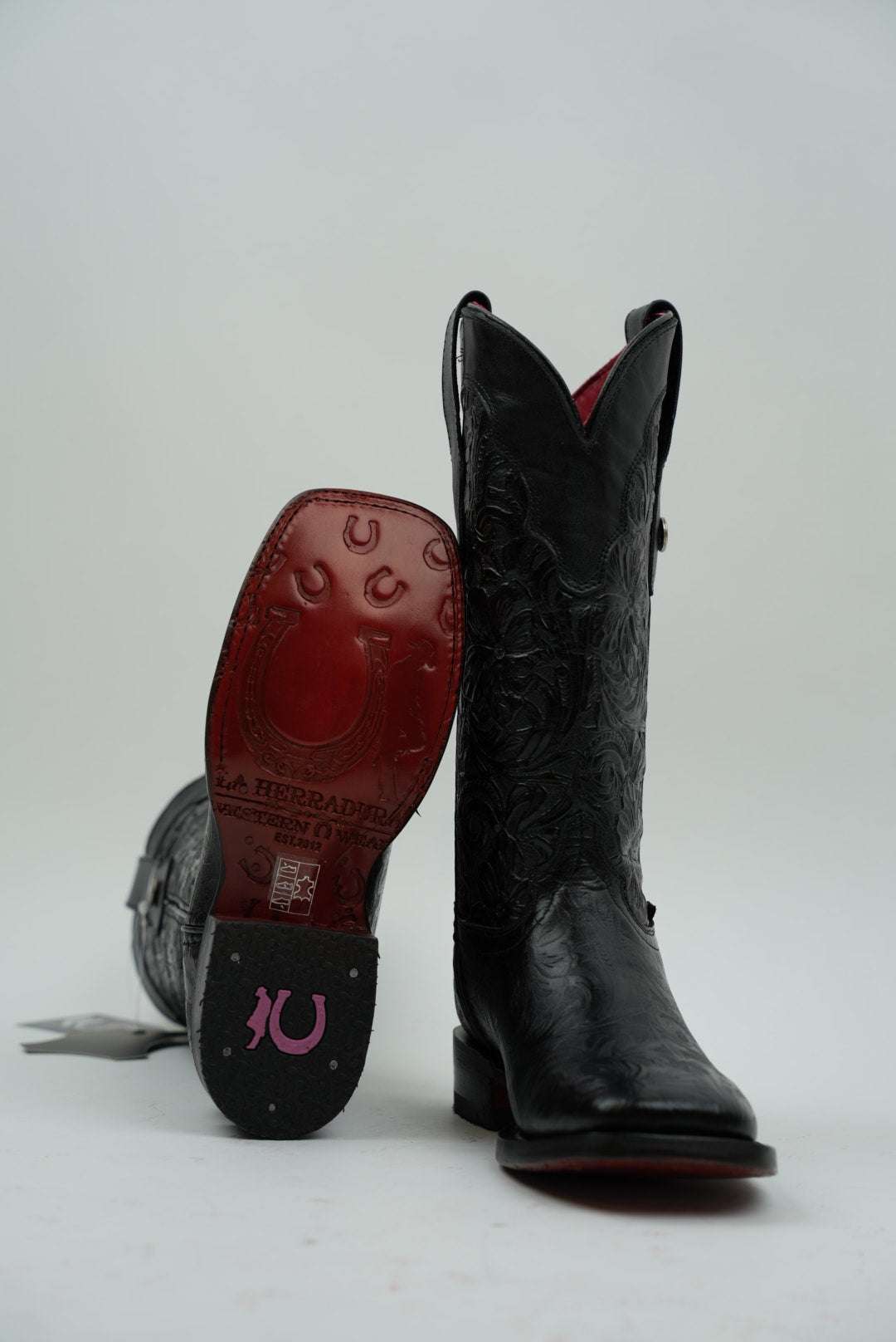 LA HERRADURA WOMEN MILA BLACK RED BOTTOM SQ TOE Laherradurawwnc.com