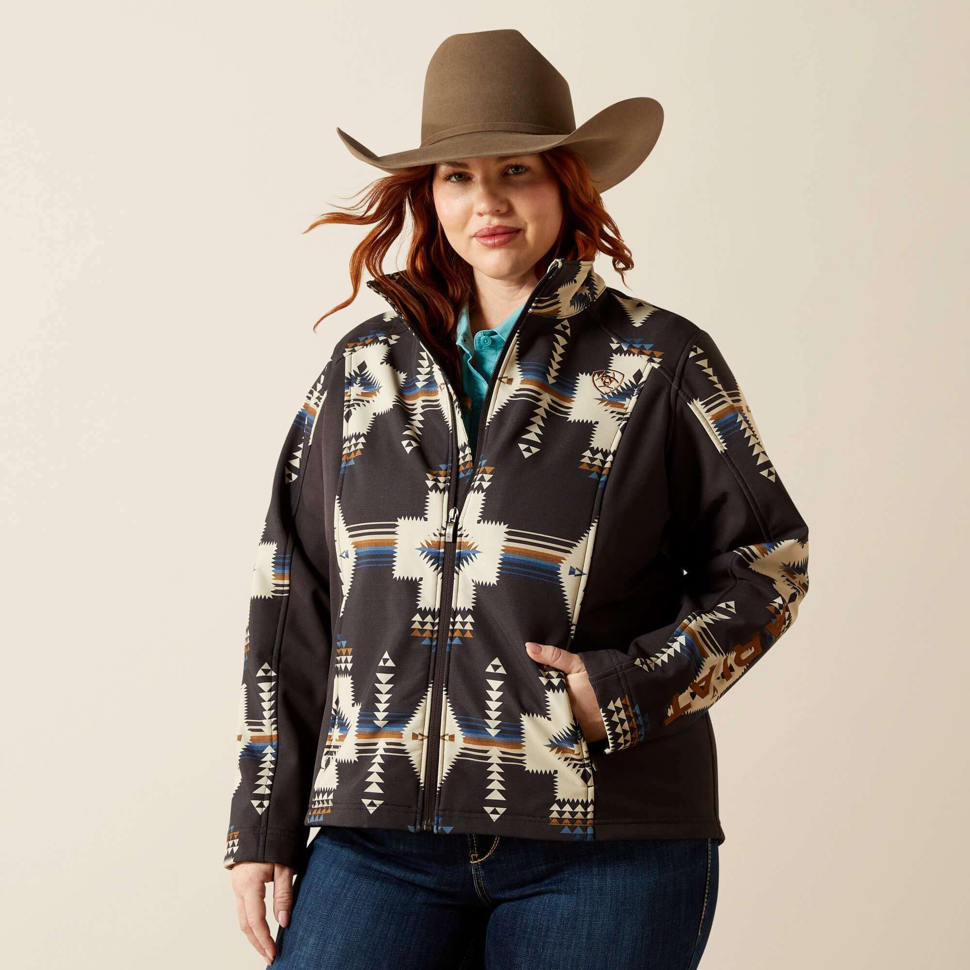 ARIAT WOMENS LOGO SOFTSHELL PRINT THORNSTONE JAKET 10062213 Laherradurawwnc.com