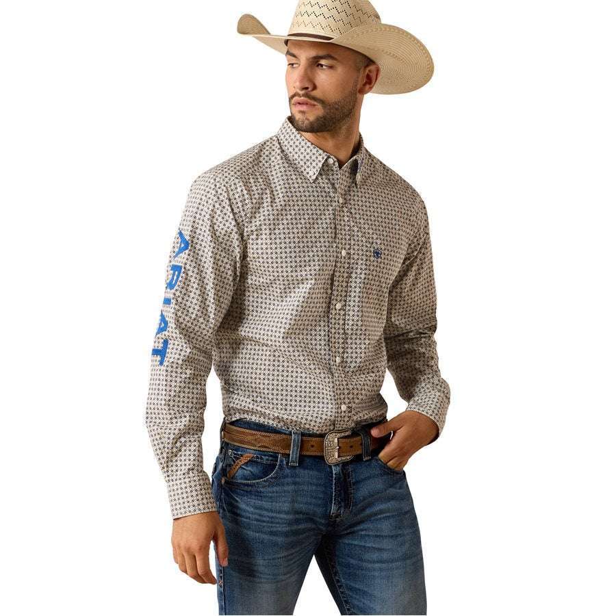 ARIAT MEN TEAM WELLES FTD LS SHRT KHAKI/ DARK BLUE 10071757 Laherradurawwnc.com