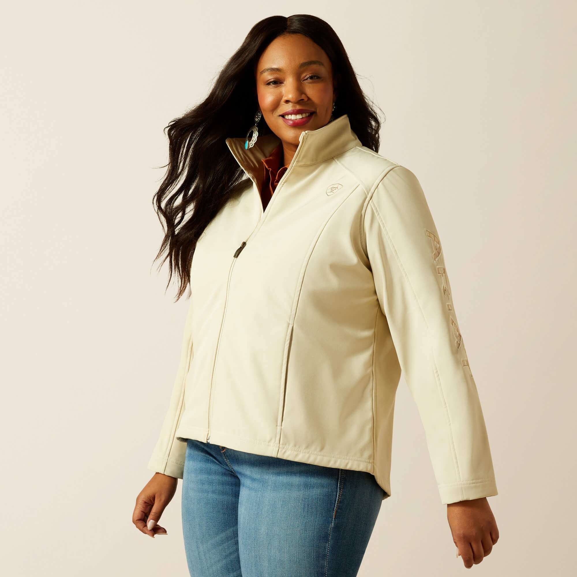 ARIAT WOMENS LOGO SOFTSHELL DYSTER GREY DUNE JAKET 10062306 Laherradurawwnc.com