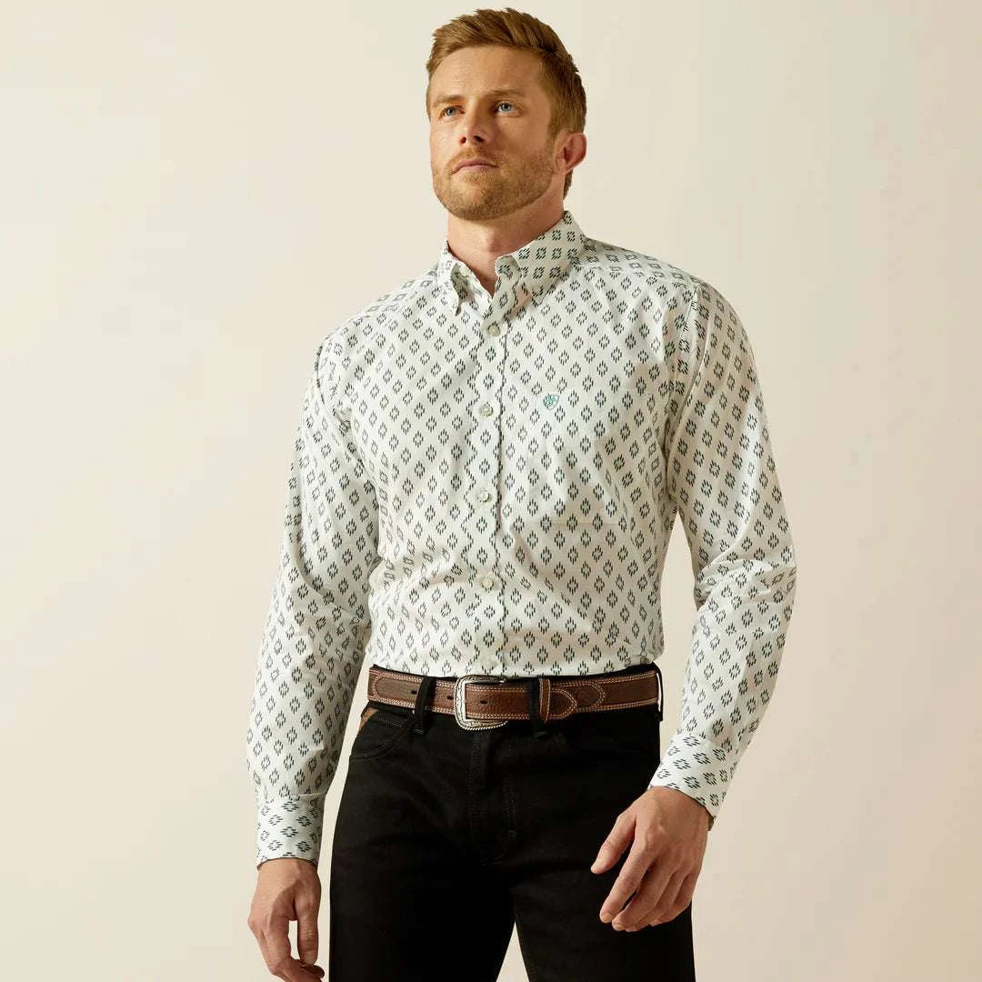 ARIAT MENS BASS FITTED WHITE BUTTON DOWN SHIRT WHITE 10062203 Laherradurawwnc.com