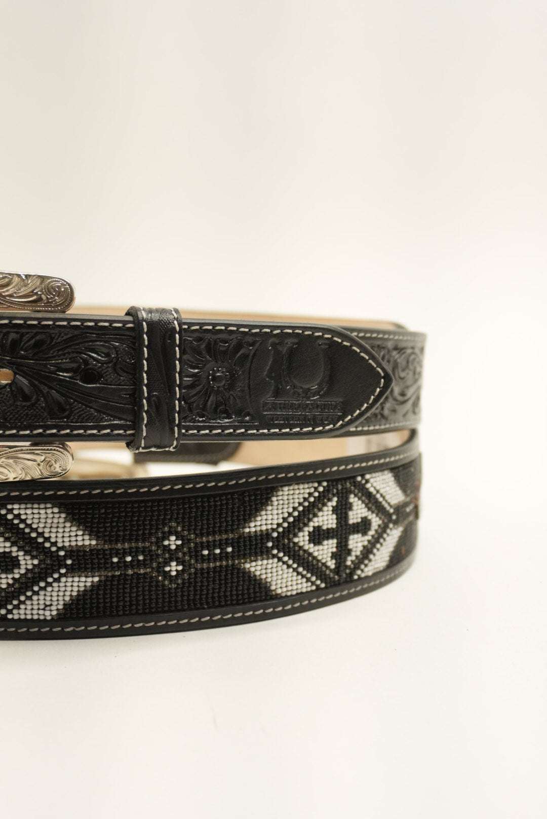 LA HERRADURA BLACK BELT AZTEC BLACK/WHITE NEW DESIGN Laherradurawwnc.com