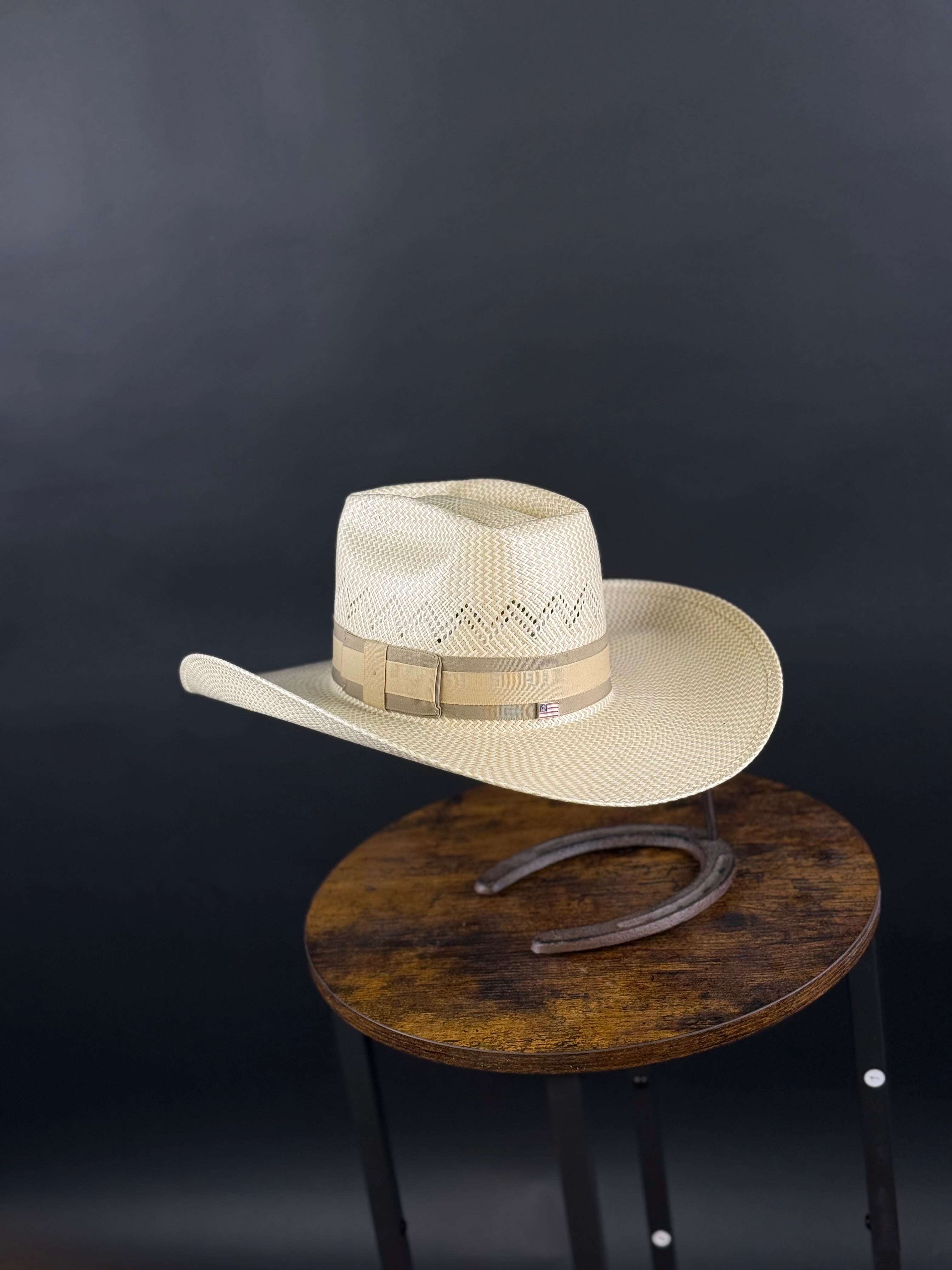 5700 AMERICAN HAT ROUND OVAL STRAW HAT STYLE Laherradurawwnc.com
