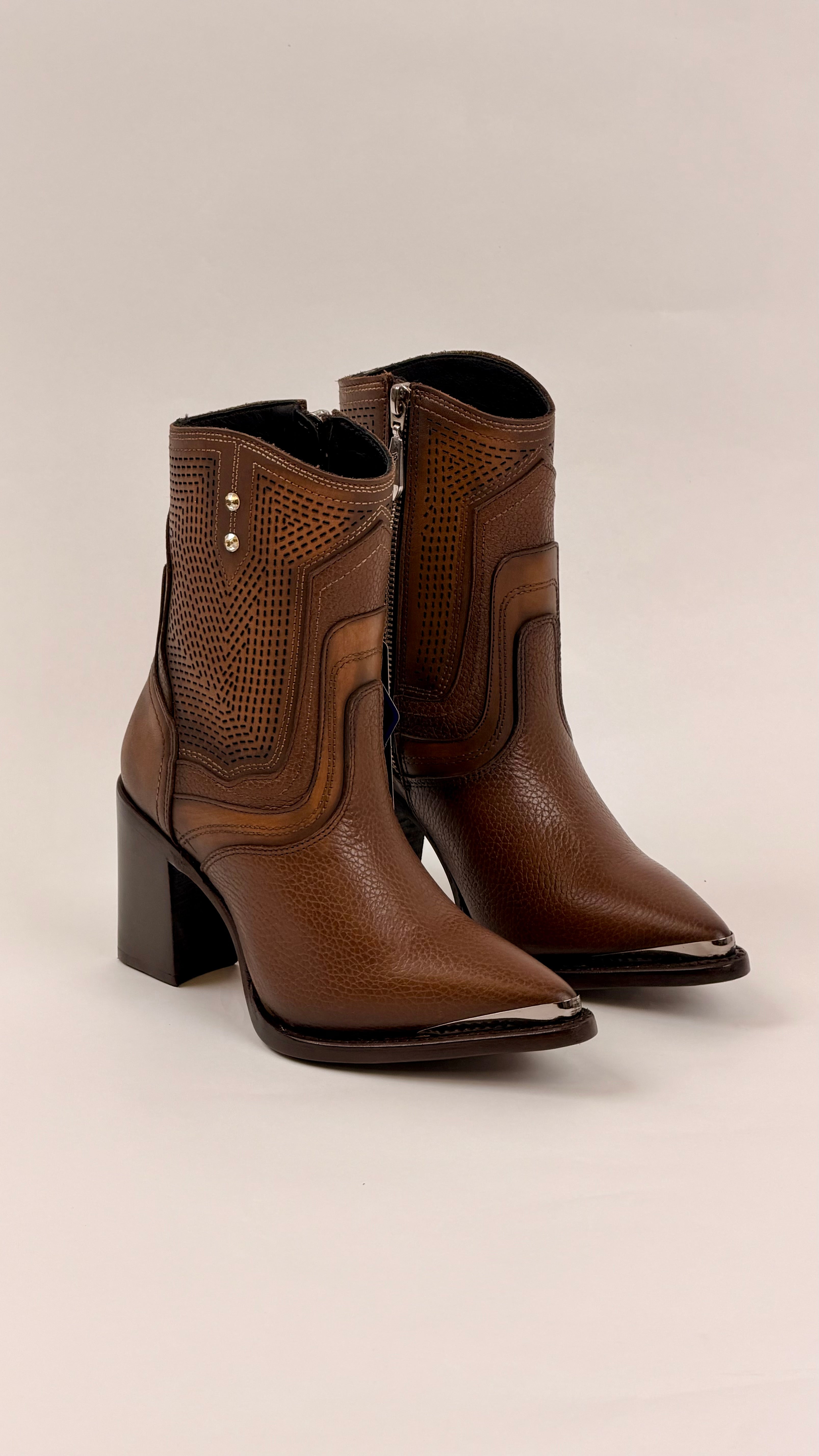 BOTIN DE RES SANTANA MIEL CC250