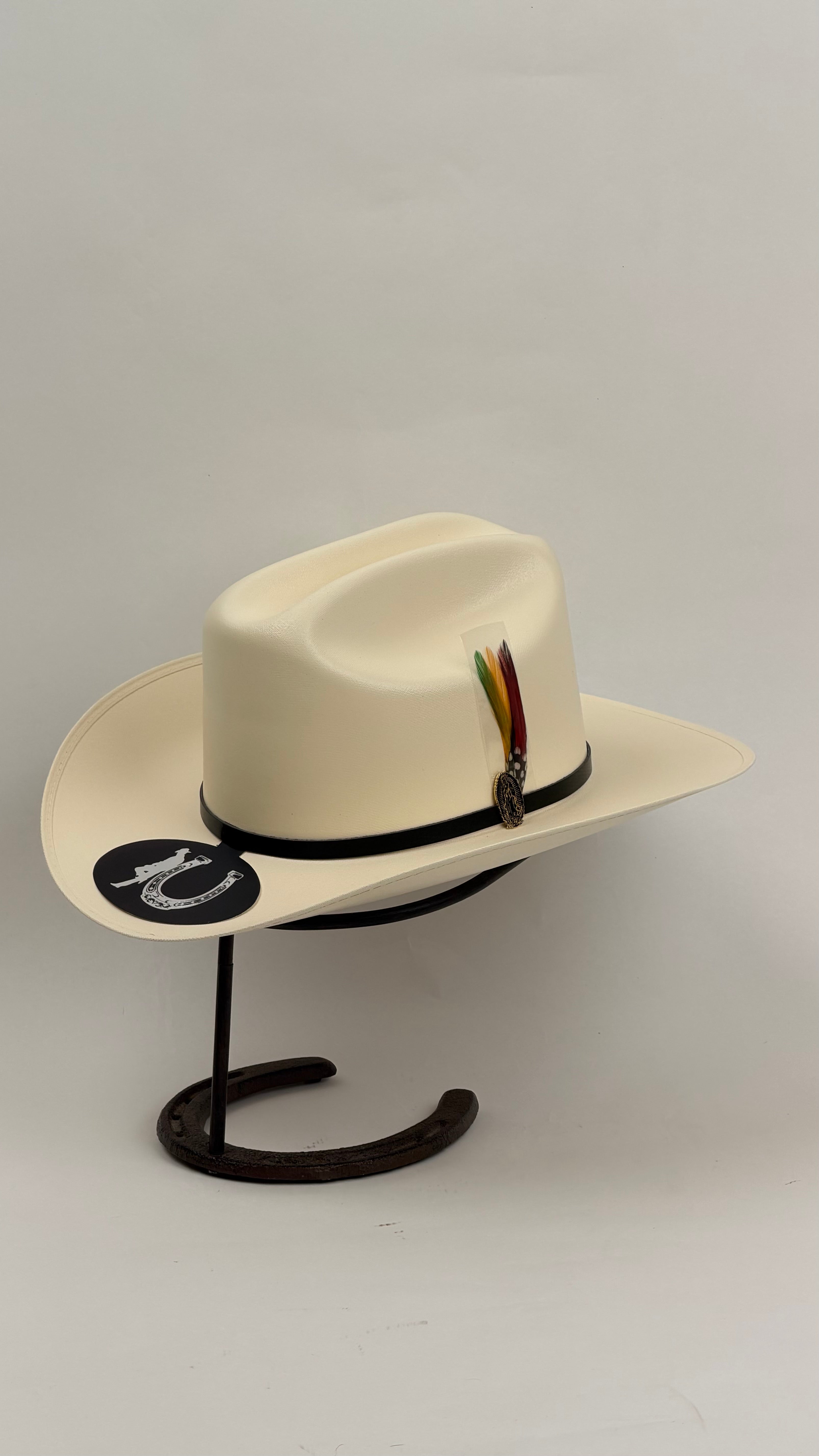 Beige cowboy hat with decorative band