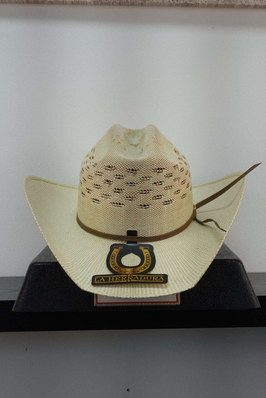HERRADURA STRAW HAT MALBORO SHAPE BANGORA MOÑOSTANG Laherradurawwnc.com