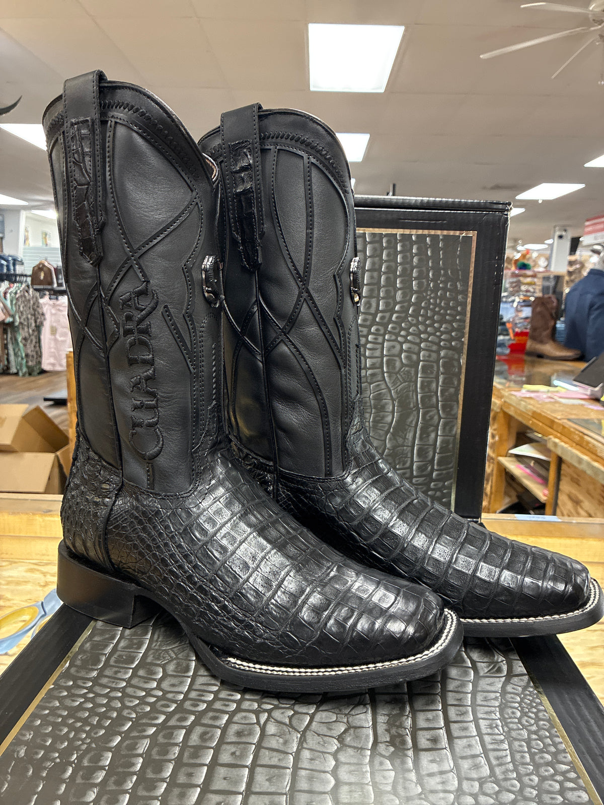 CUADRA BOOTS FUSCUS LOMO BELLY PLUNGE NEGRO CC421