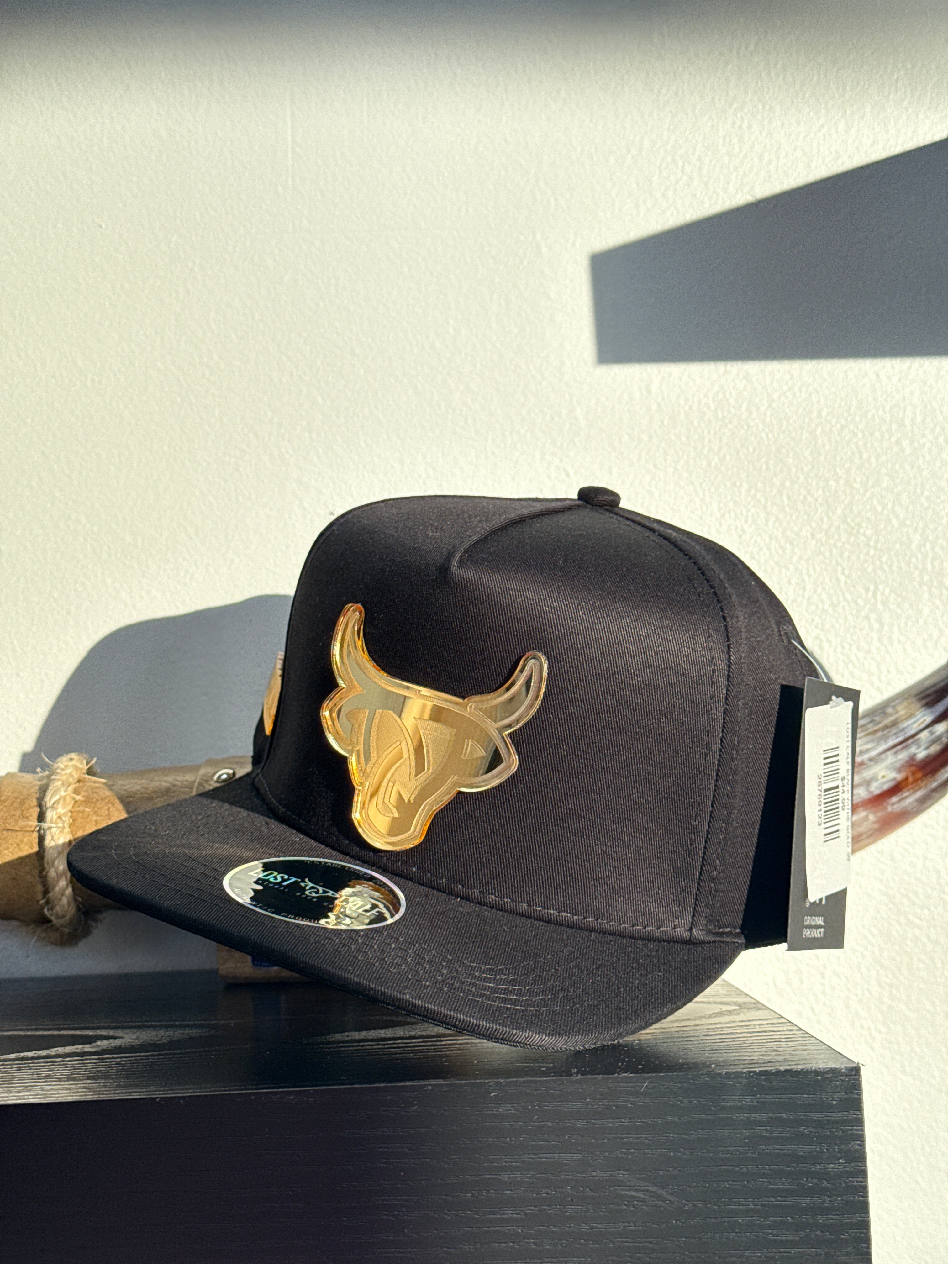 LOST CALF BLACK WITHE GOLD .00