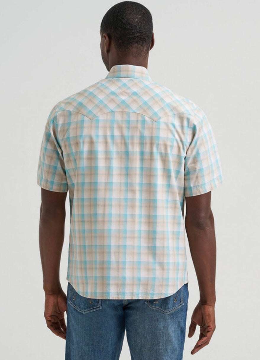Wrangler Men’s Retro Short Sleeve Shirt Modern Fit - 112378930 Laherradurawwnc.com