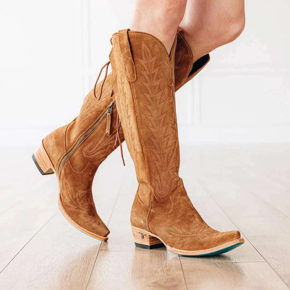 LANE WOMEN LEXINGTON KNEE HIGH TOFFEE SUEDE SNIP TOE BOOT LB0562A Laherradurawwnc.com
