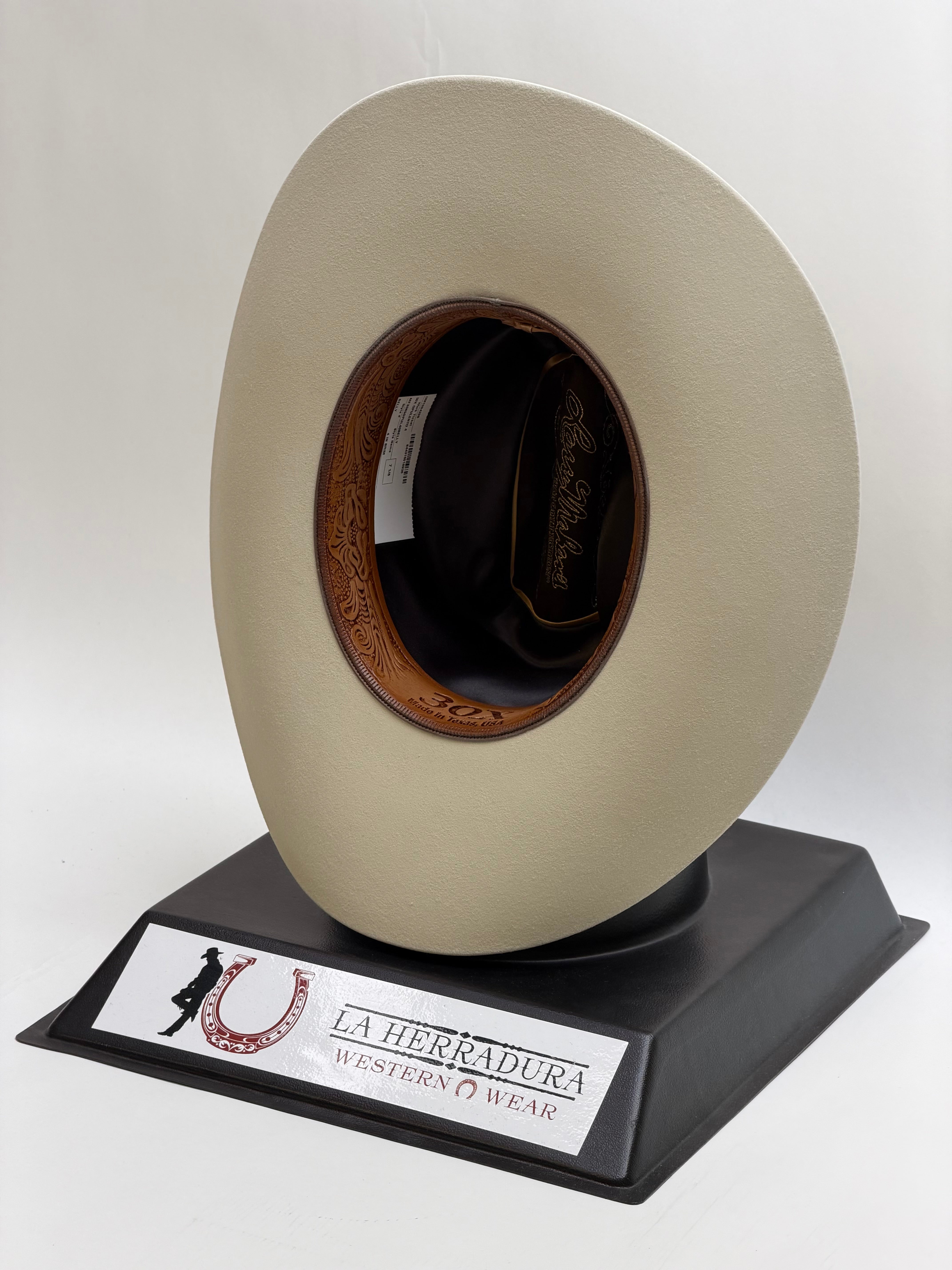 SOMBRERO COWBOY 30X DE LARRY MAHAN