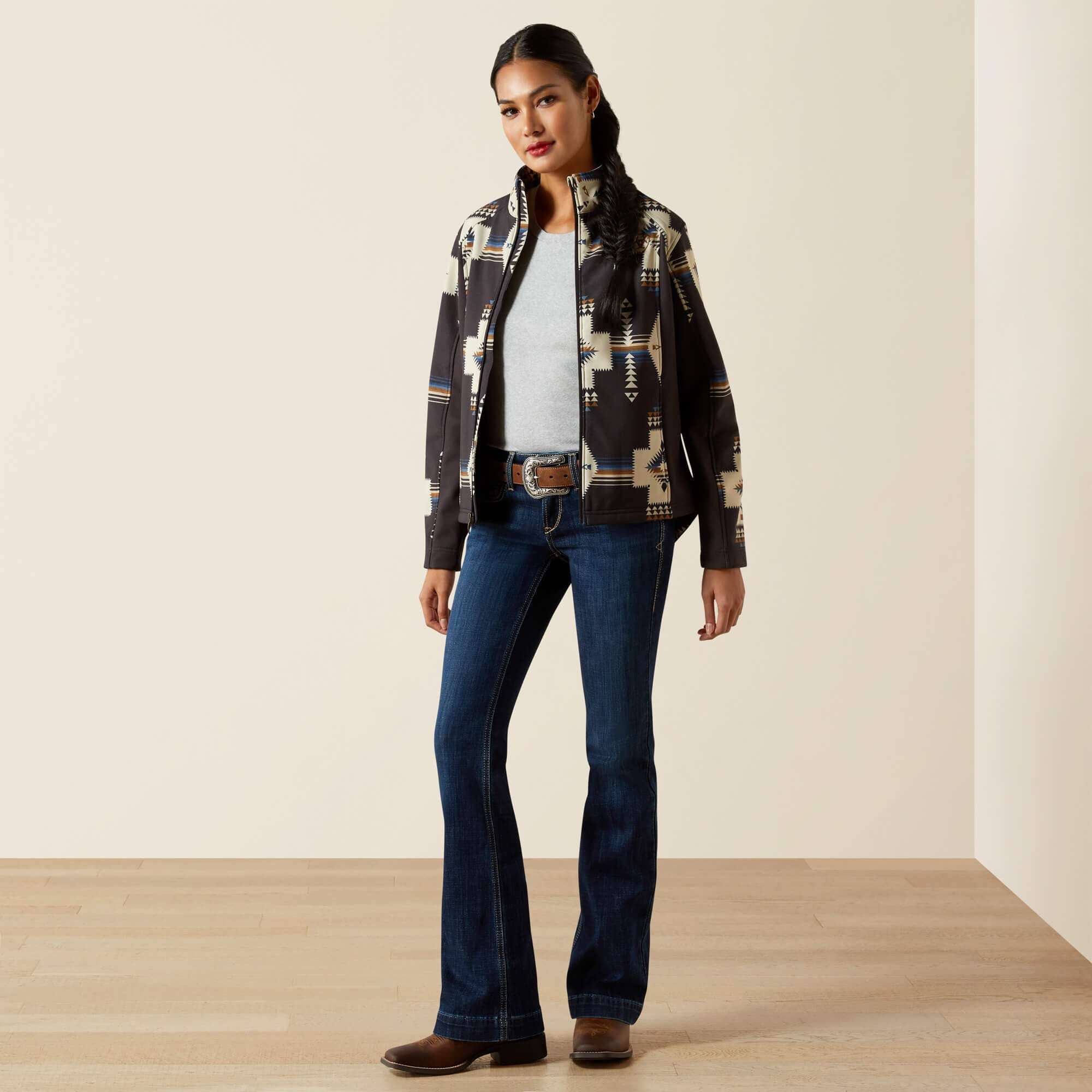ARIAT WOMENS LOGO SOFTSHELL PRINT THORNSTONE JAKET 10062213 Laherradurawwnc.com