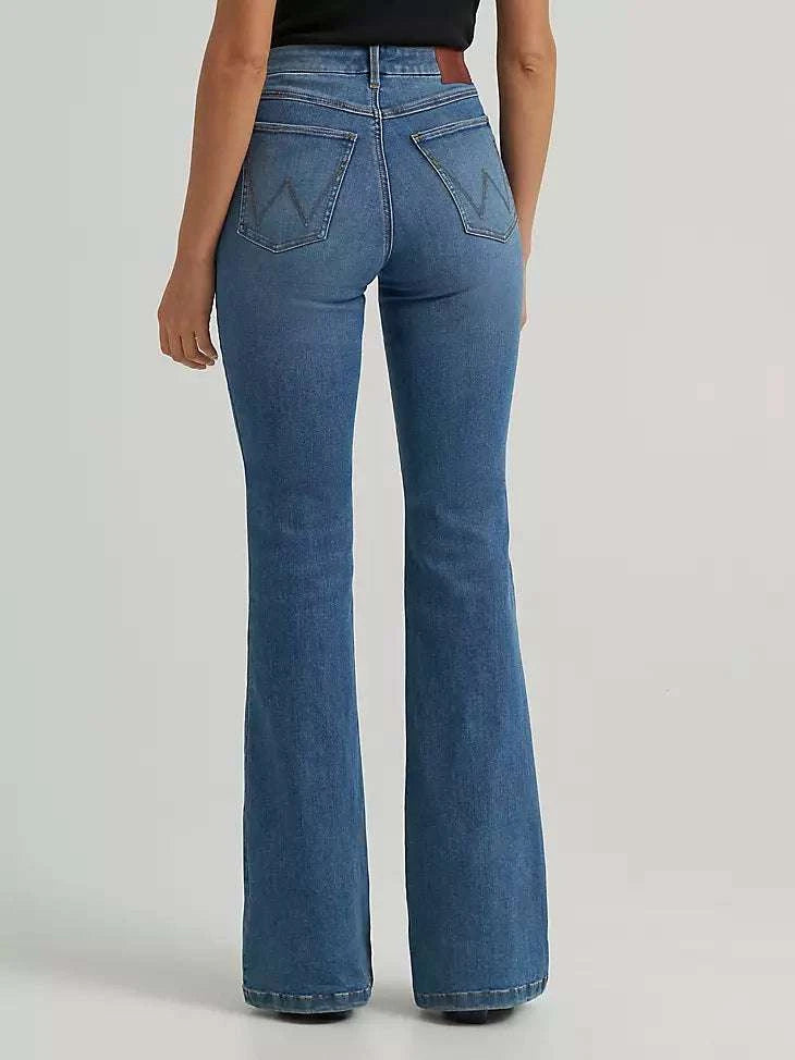 WRANGLER WOMEN BESPOKE FLARE JEANS- 112379506 Laherradurawwnc.com