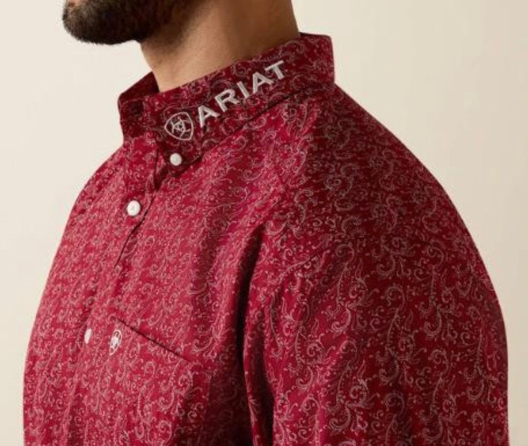 ARIAT MEN TEAM DYLAN LS SHRT RED SCROLL PRINT/WHITE 10073628