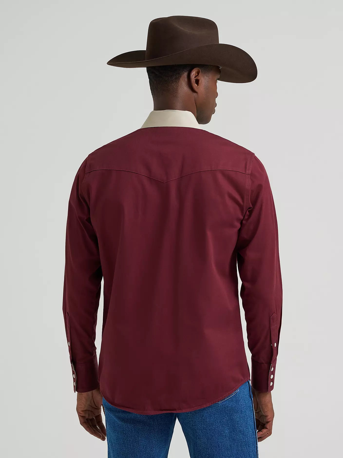 WRANGLER MEN’S AZTEC STYLE LONG SLEEVED SHIRT WITH BROOCH 112382000