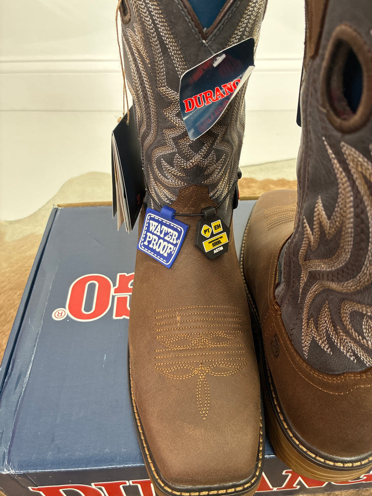 MEN DURANGO WORK BOOT BRN 11” WSTRRUSTIC BROWN AND DE DDB0561