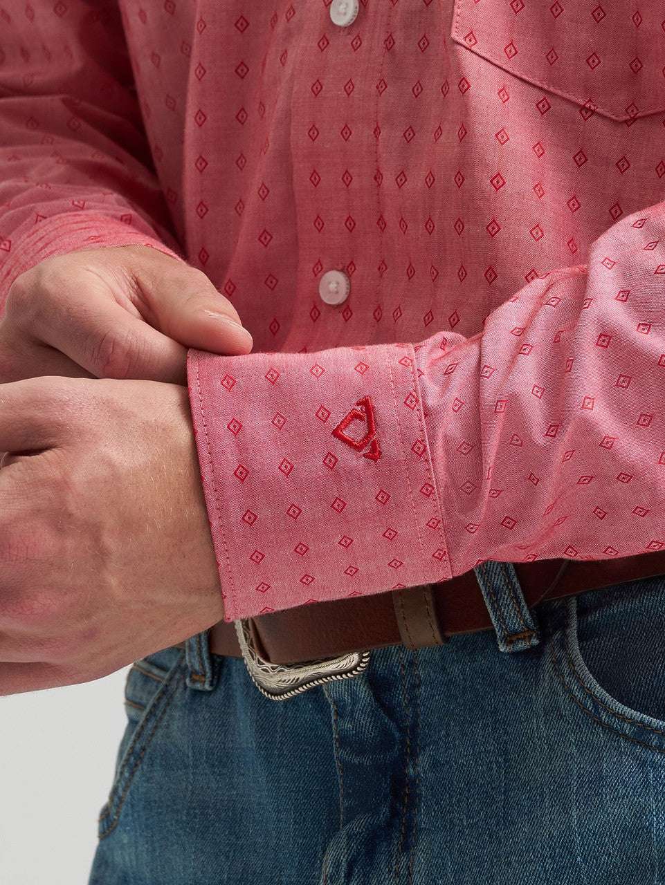 MEN'S WRANGLER SHIRT CLASSIC FIT - 112374464 Laherradurawwnc.com