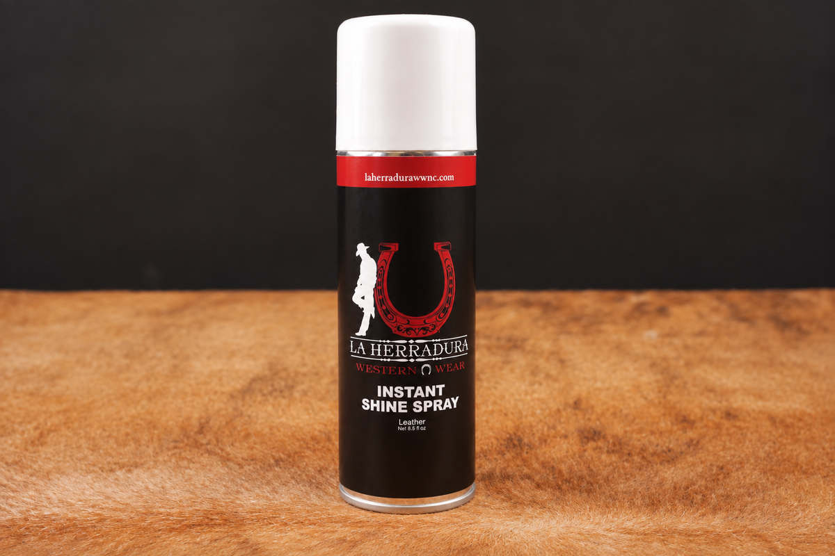 SPRAY DE BRILLO INSTANTÁNEO PARA CUERO LA HERRADURA, CONTENIDO NETO 8.5 FL OZ, GRANDE