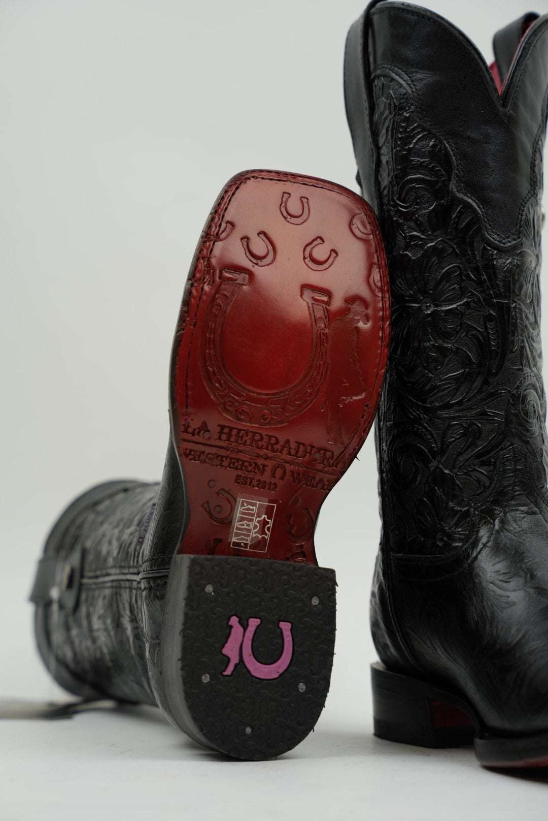 LA HERRADURA WOMEN MILA BLACK RED BOTTOM SQ TOE Laherradurawwnc.com
