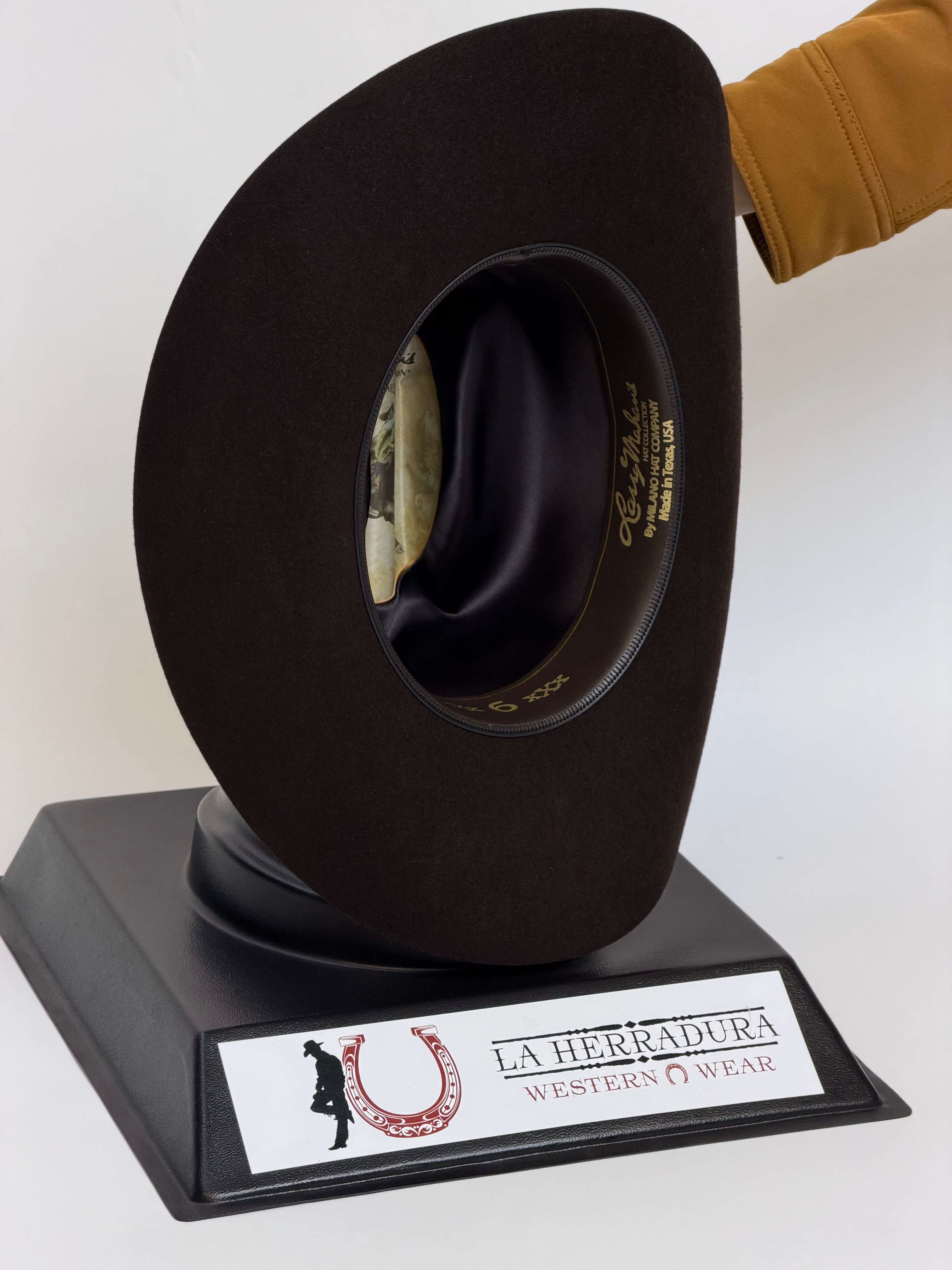 LARRY MAHAN´S 6X REAL BROWN Laherradurawwnc.com