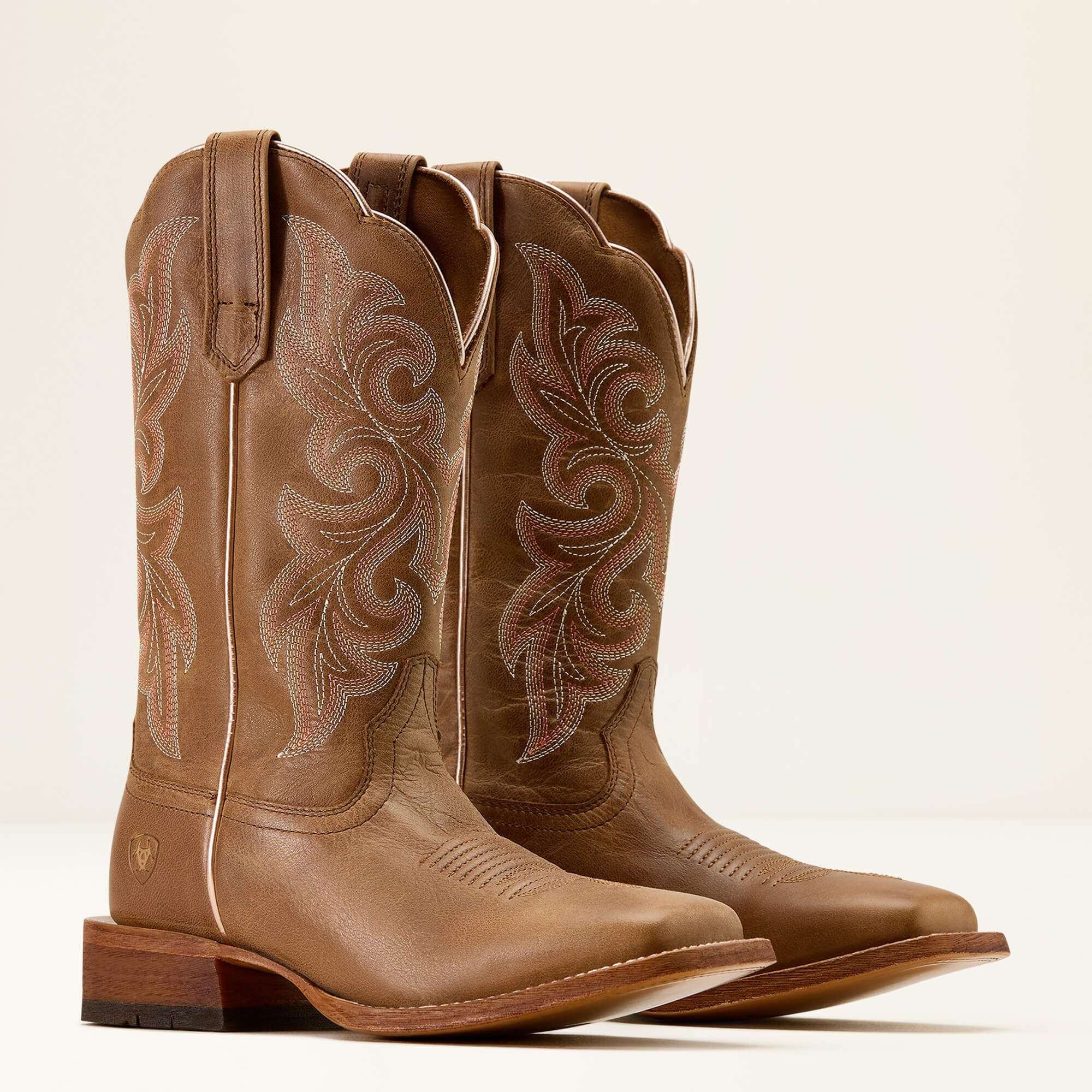 ARIAT WOMEN CIRCUIT (County Lane) MARTIA NATURAL TAN 10074374 Laherradurawwnc.com