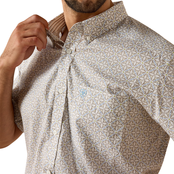 ARIAT MEN WF CHRIS SS SHRT WHITE GEO PRINT 10071739